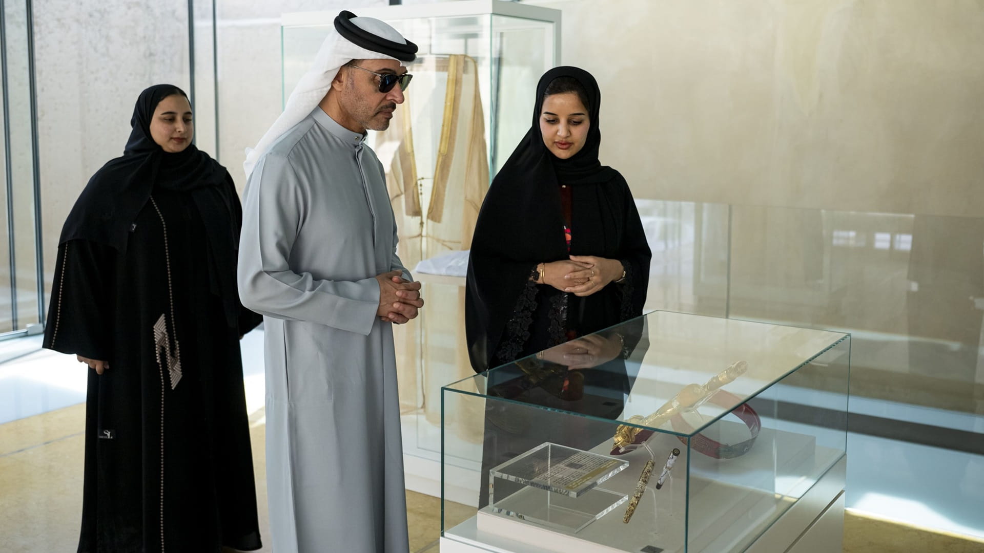 صورة بعنوان: هزاع بن زايد يزور قصر المويجعي في العين 