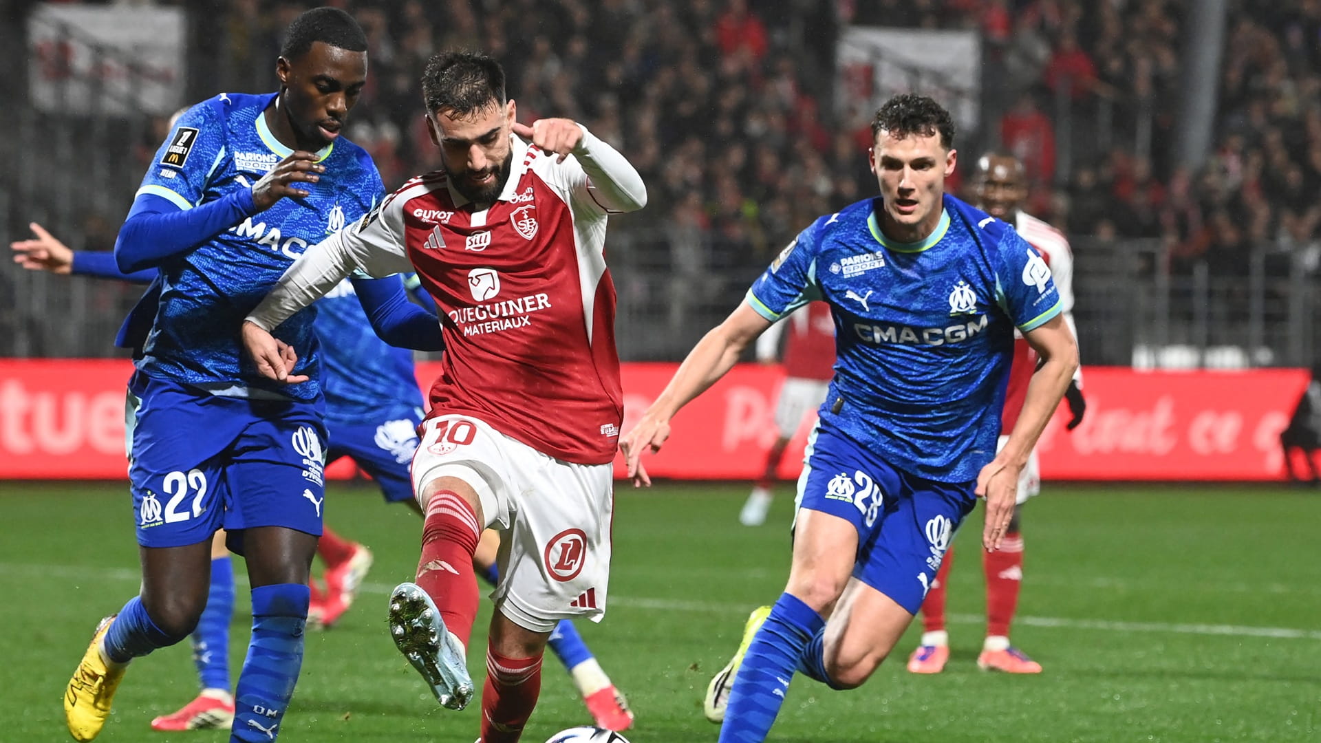 مرسيليا يتعثر أمام بريست في الدوري الفرنسي 