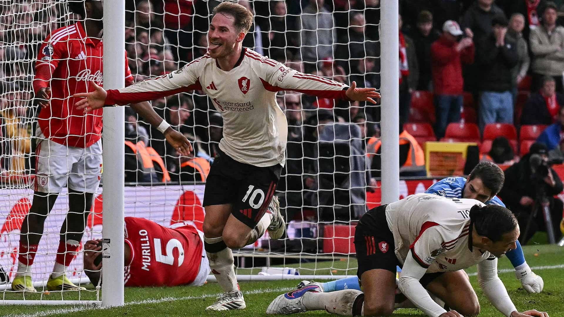 ماك أليستر يقود ليفربول للفوز على نوتنغهام في الدوري الإنجليزي