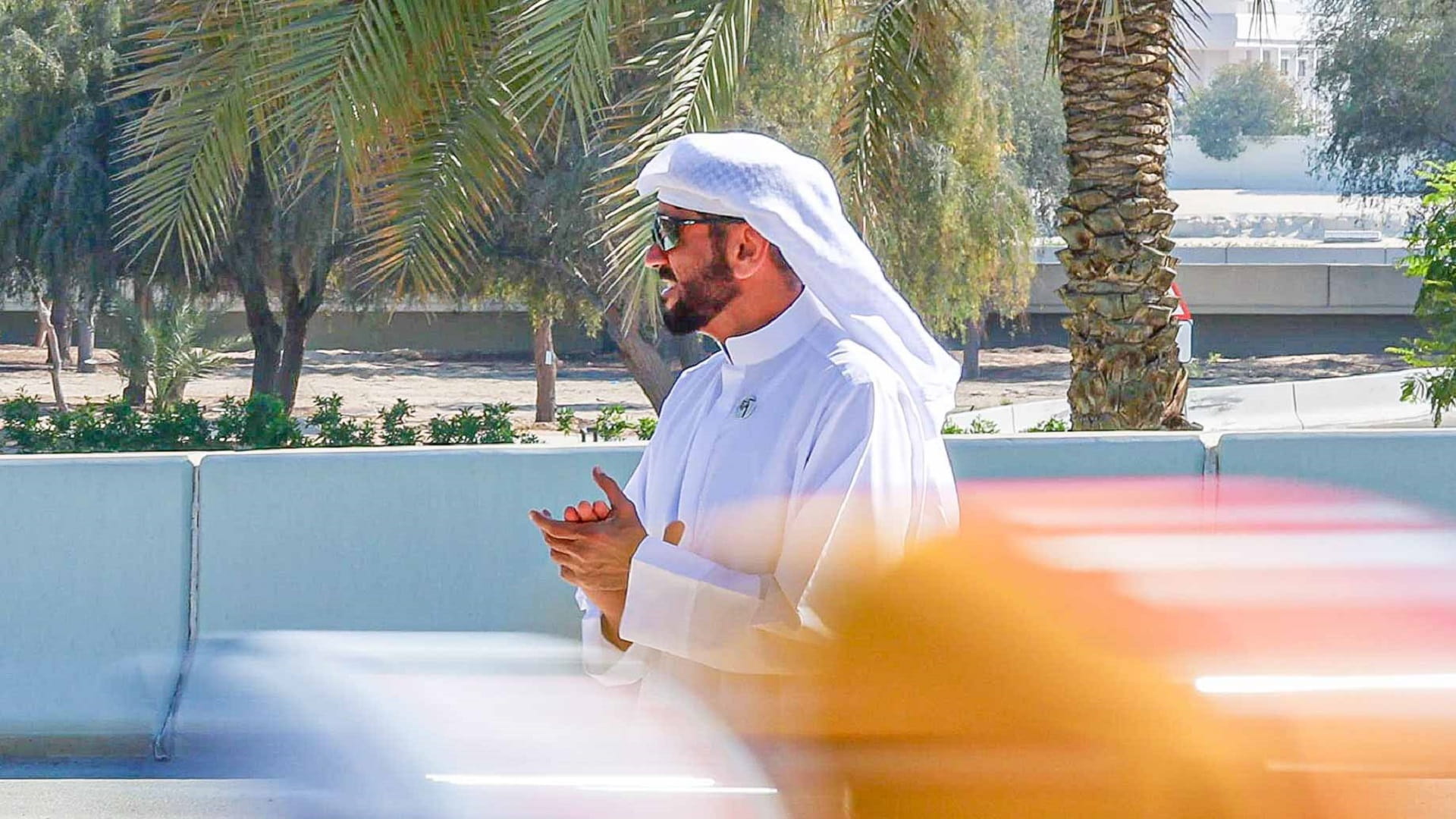 نهيان بن زايد يشهد جانباً من منافسات طواف الإمارات 2026