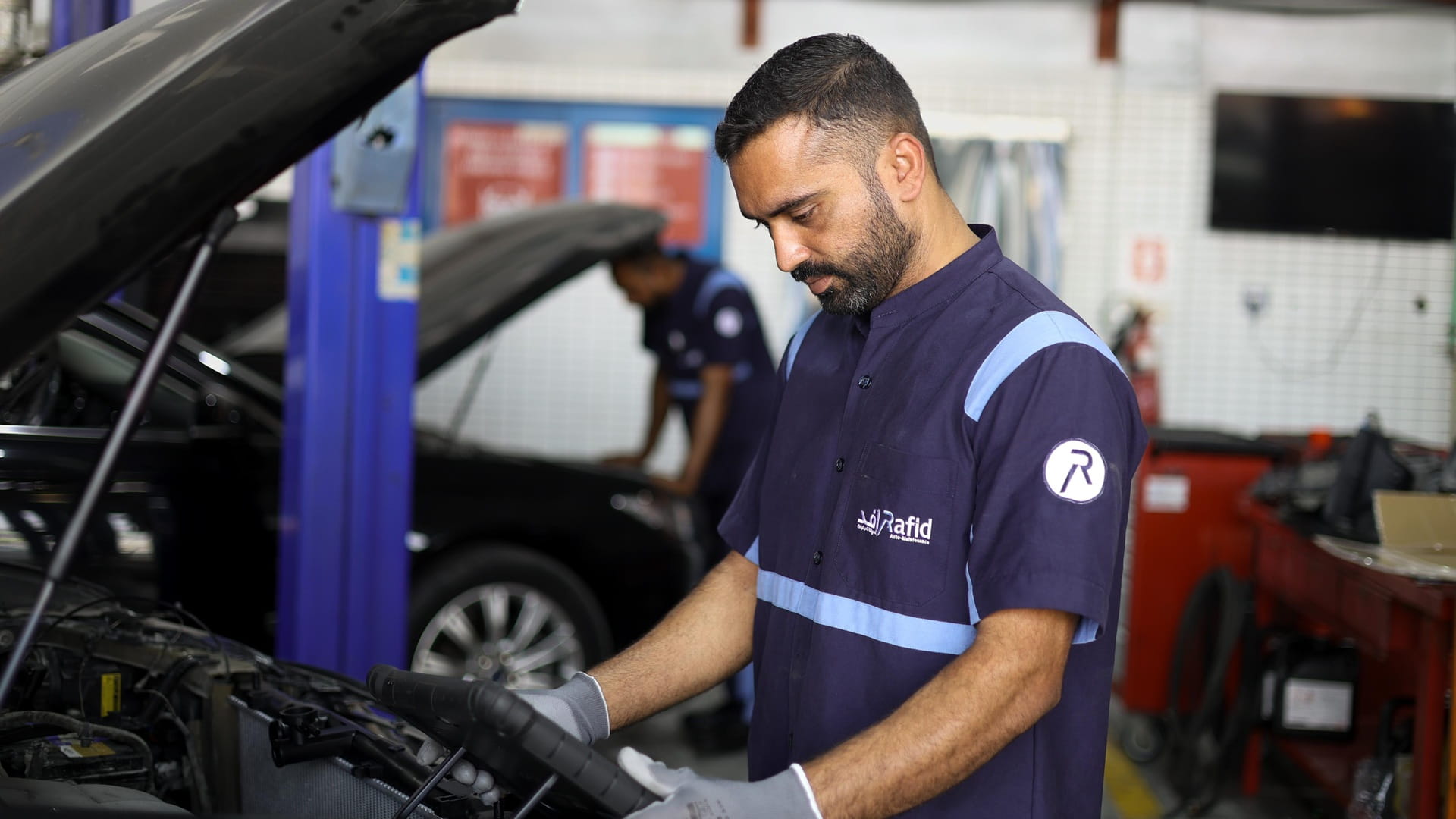 رافد لحلول المركبات تطلق خدمة فحص المركبات من وإلى موقعك برمضان  