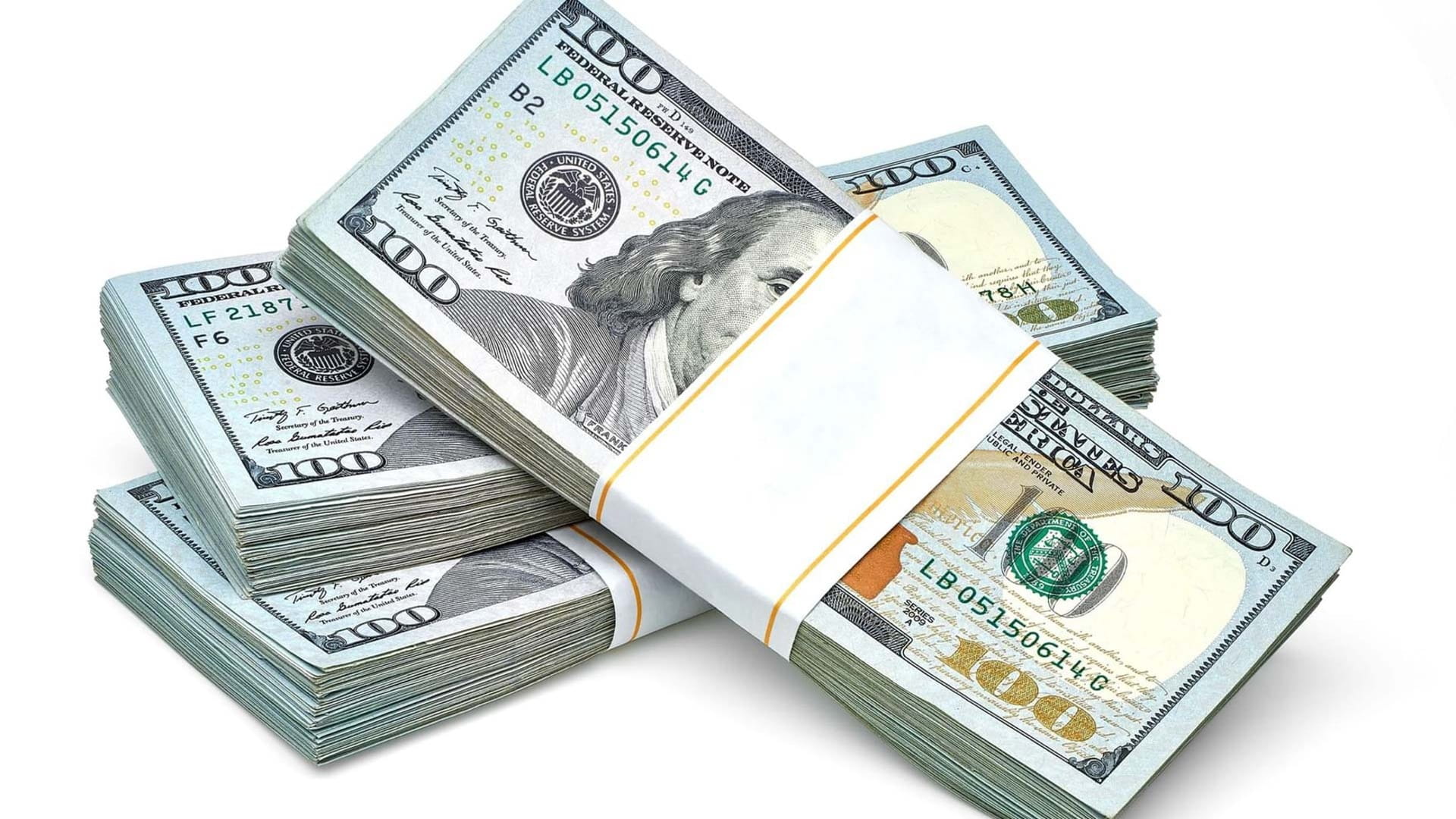 الدولار يقترب من أول مكاسب شهرية منذ أكتوبر