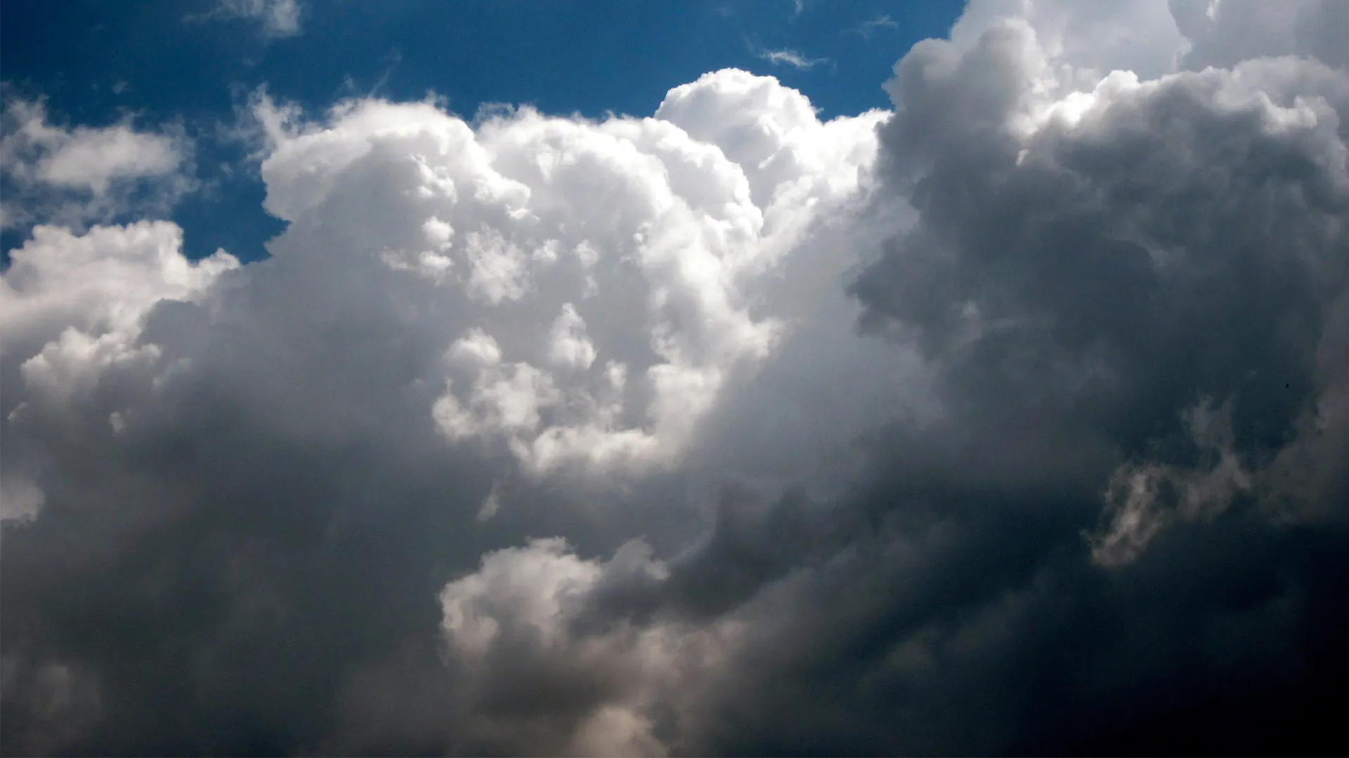 NCM forecasts unstable weather and rain across UAE 