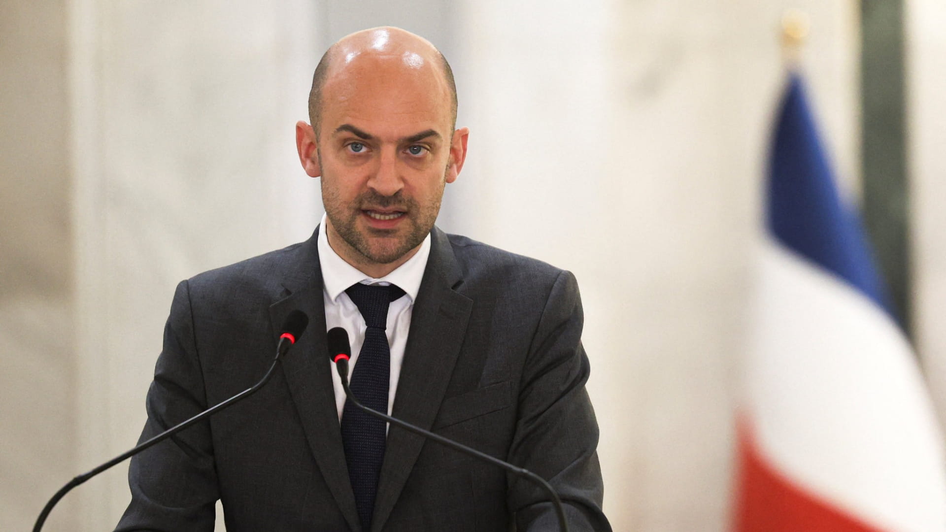 فرنسا: كان ينبغي مناقشة الضربات أمام الأمم المتحدة قبل شنها