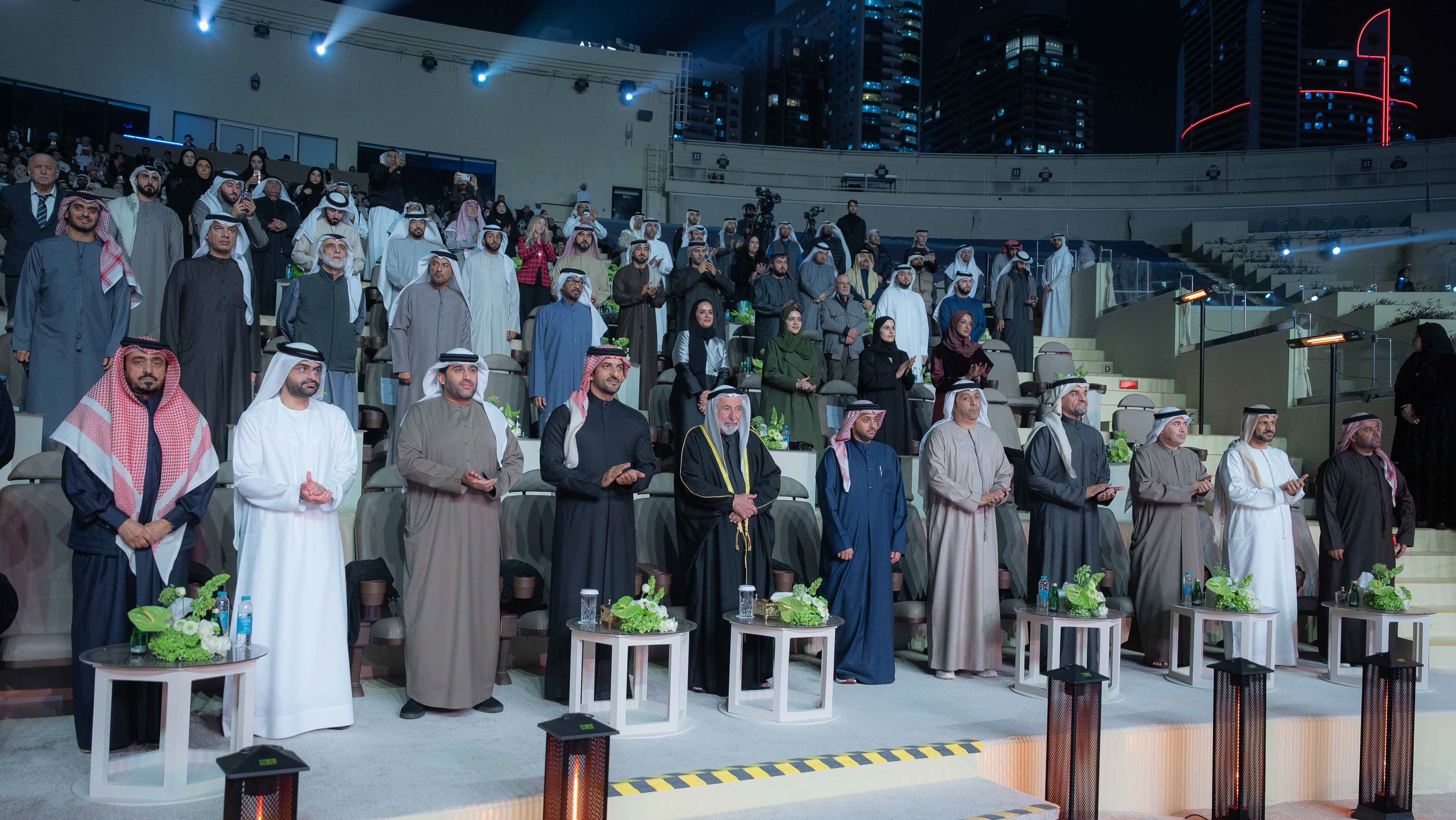 حاكم الشارقة يشهد العرض الأول لـ"الزير سالم" على مسرح المجاز