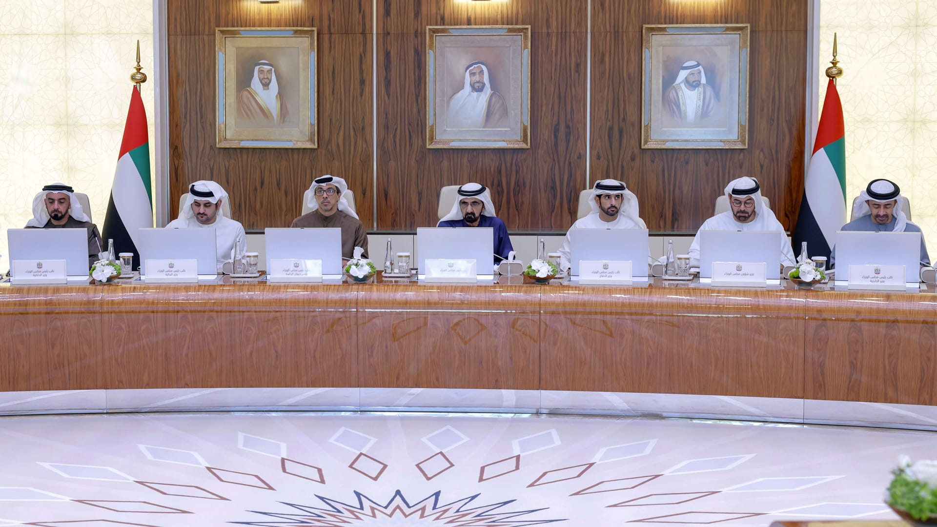 Mohammed bin Rashid reviews national achievements 