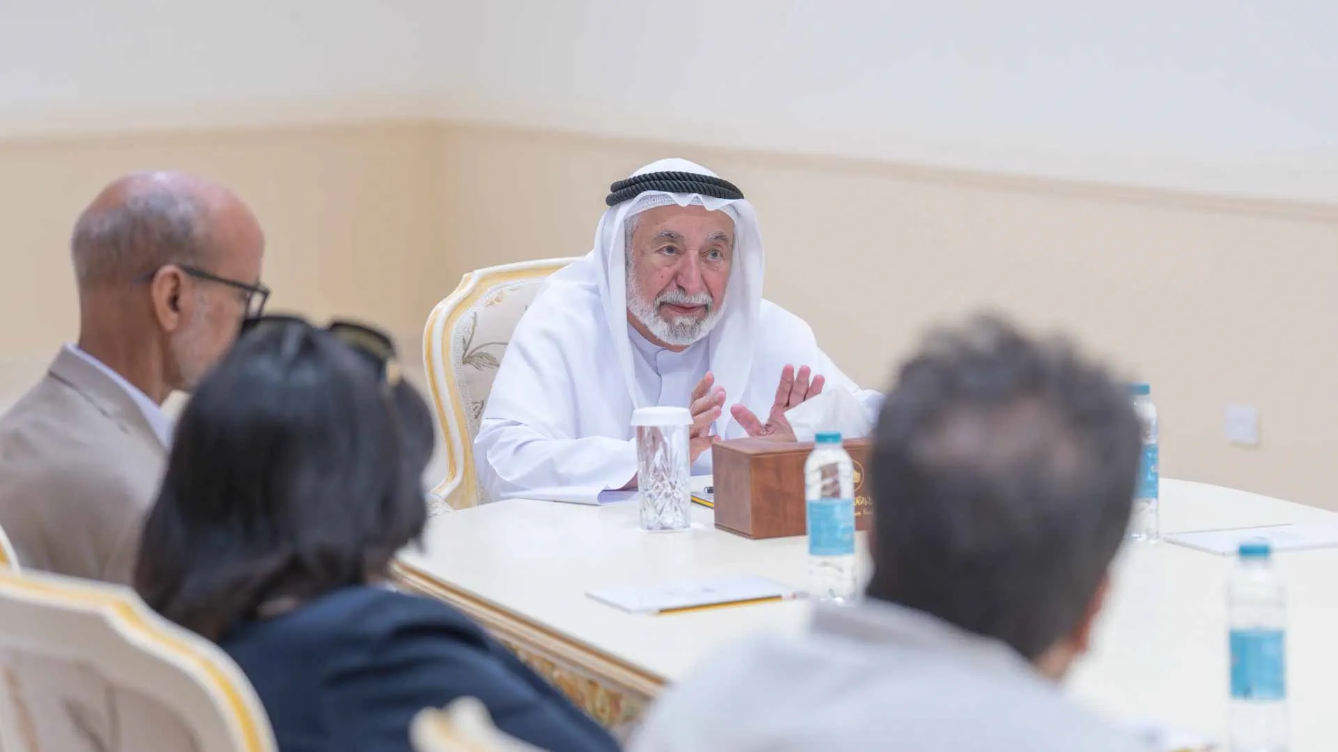 Ruler of Sharjah at the reception of directors of poetry houses