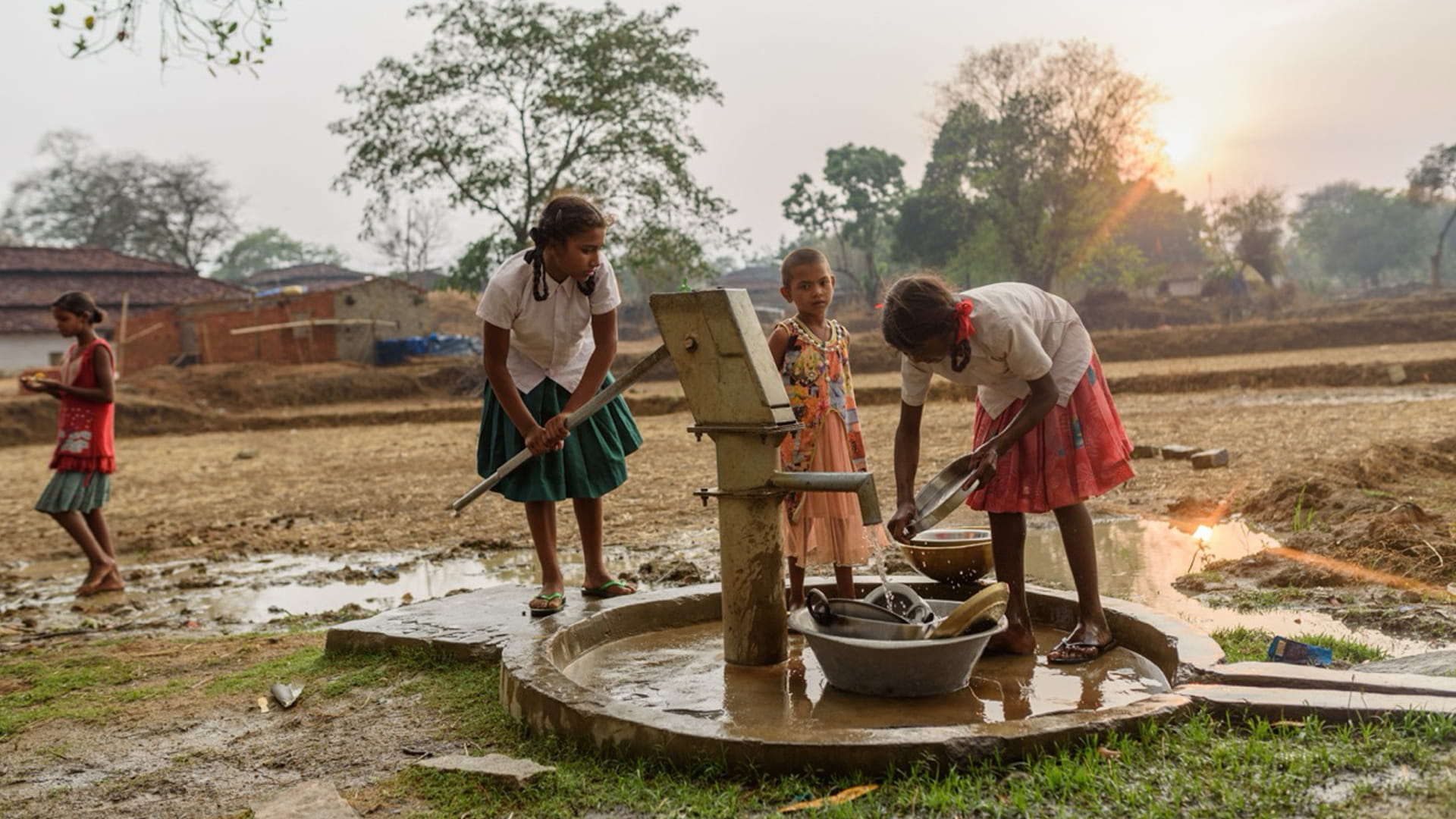 Image for the title: Xposure showcases images from conflict zones, crisis regions 