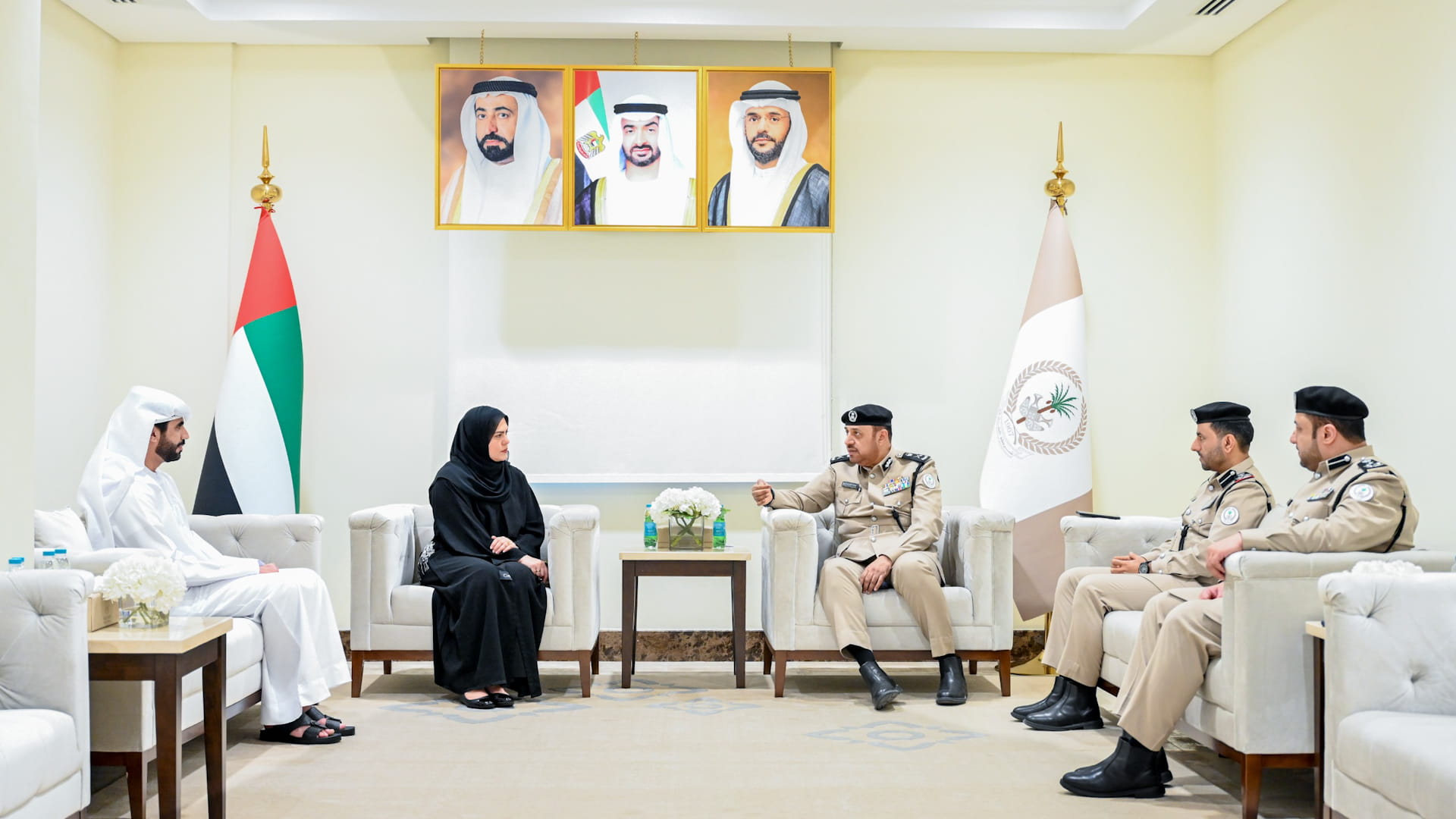 شرطة الشارقة و "البيئة والمحميات الطبيعية" تعززان التعاون المشترك 