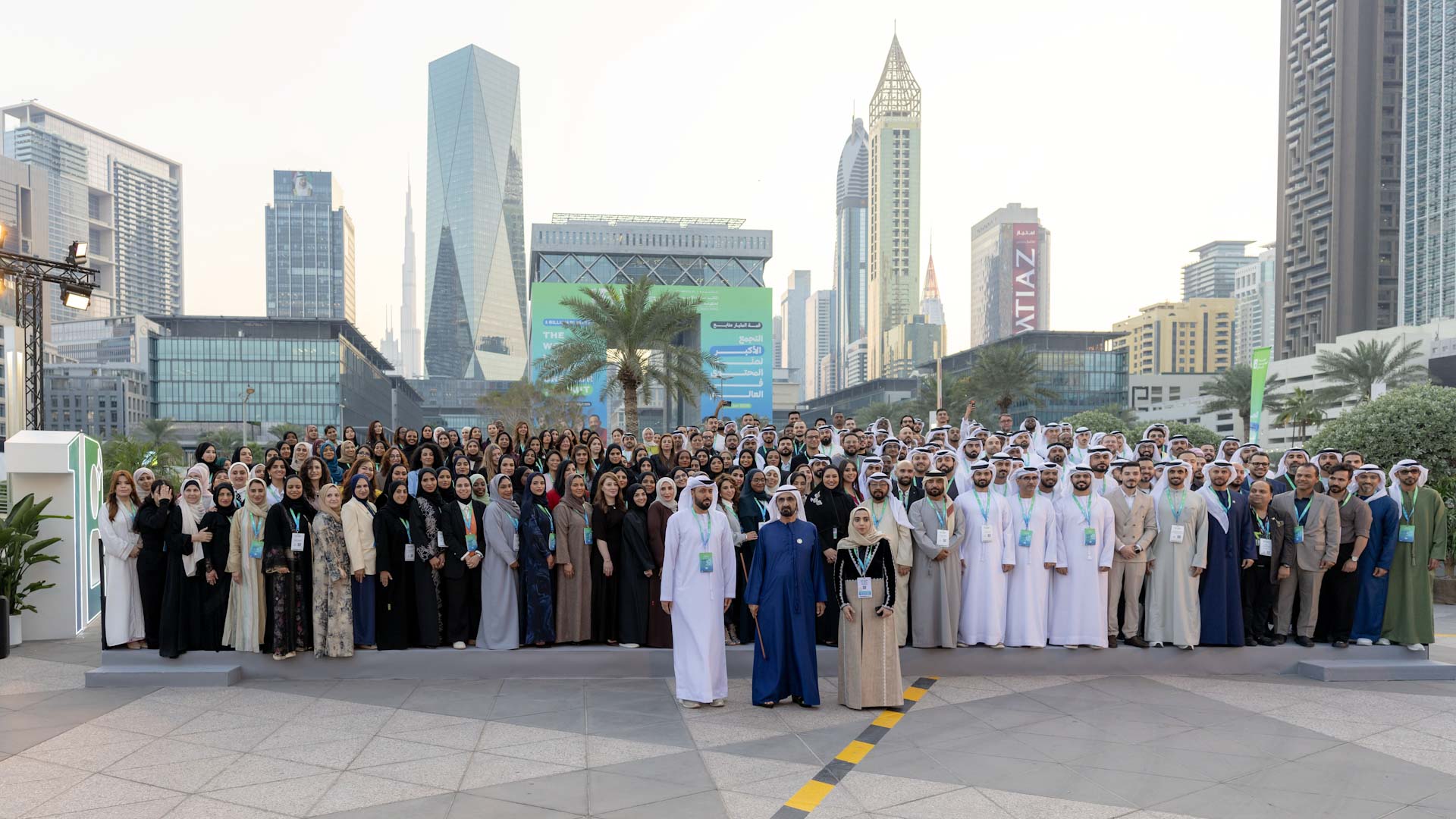 Mohammed bin Rashid honours 522 graduates at “1 Billion Summit” 