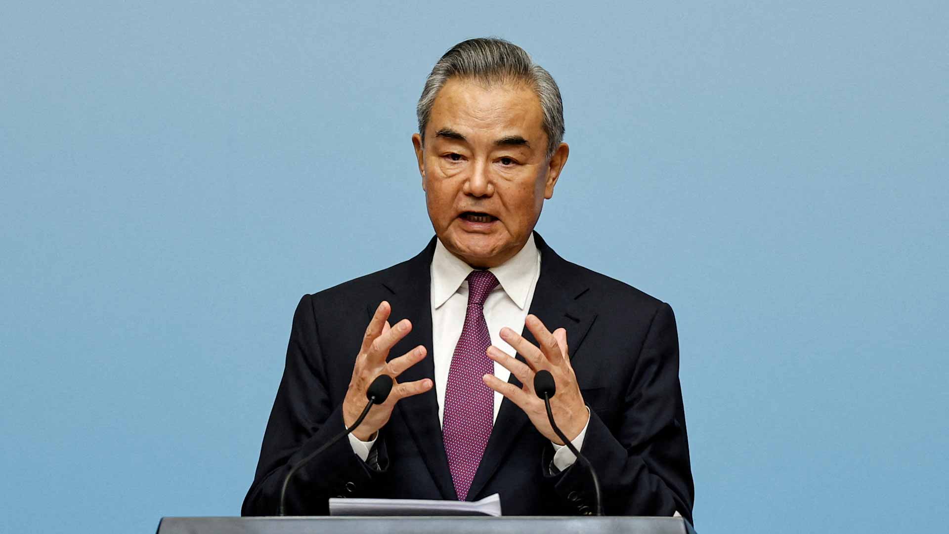  دون ذكر الأسباب.. وزير الخارجية الصيني يؤجل زيارته إلى الصومال