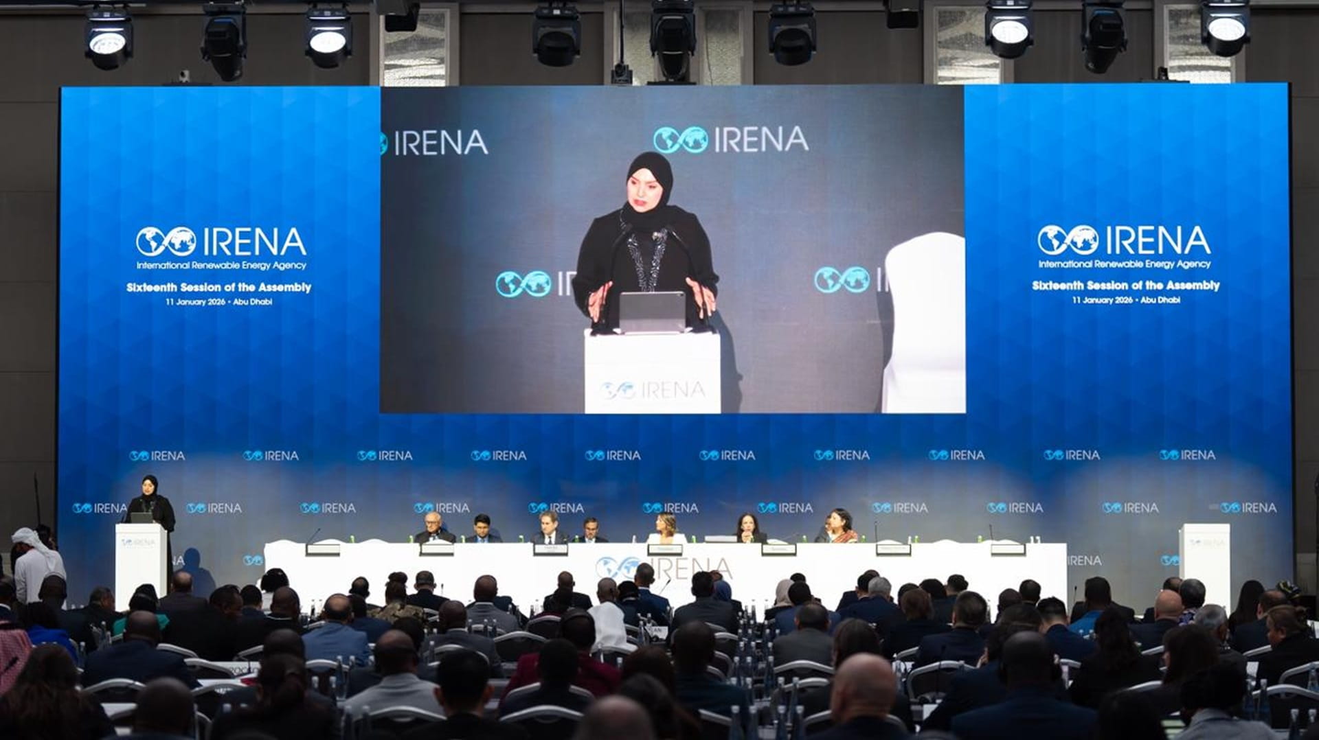 آمنة الضحاك: الإمارات تقود حراكاً عالمياً بمنظومة الطاقة المتجددة