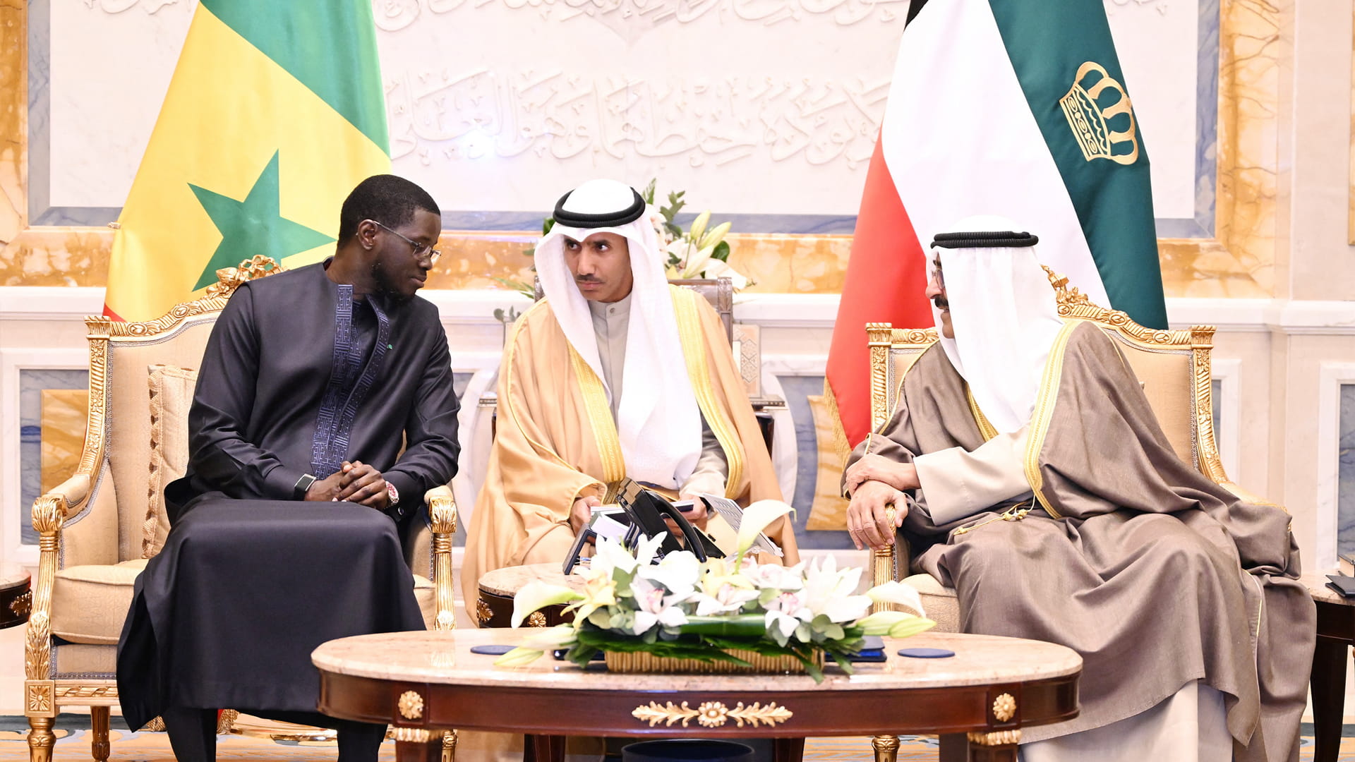 أمير الكويت ورئيس السنغال يبحثان تعزيز العلاقات الثنائية