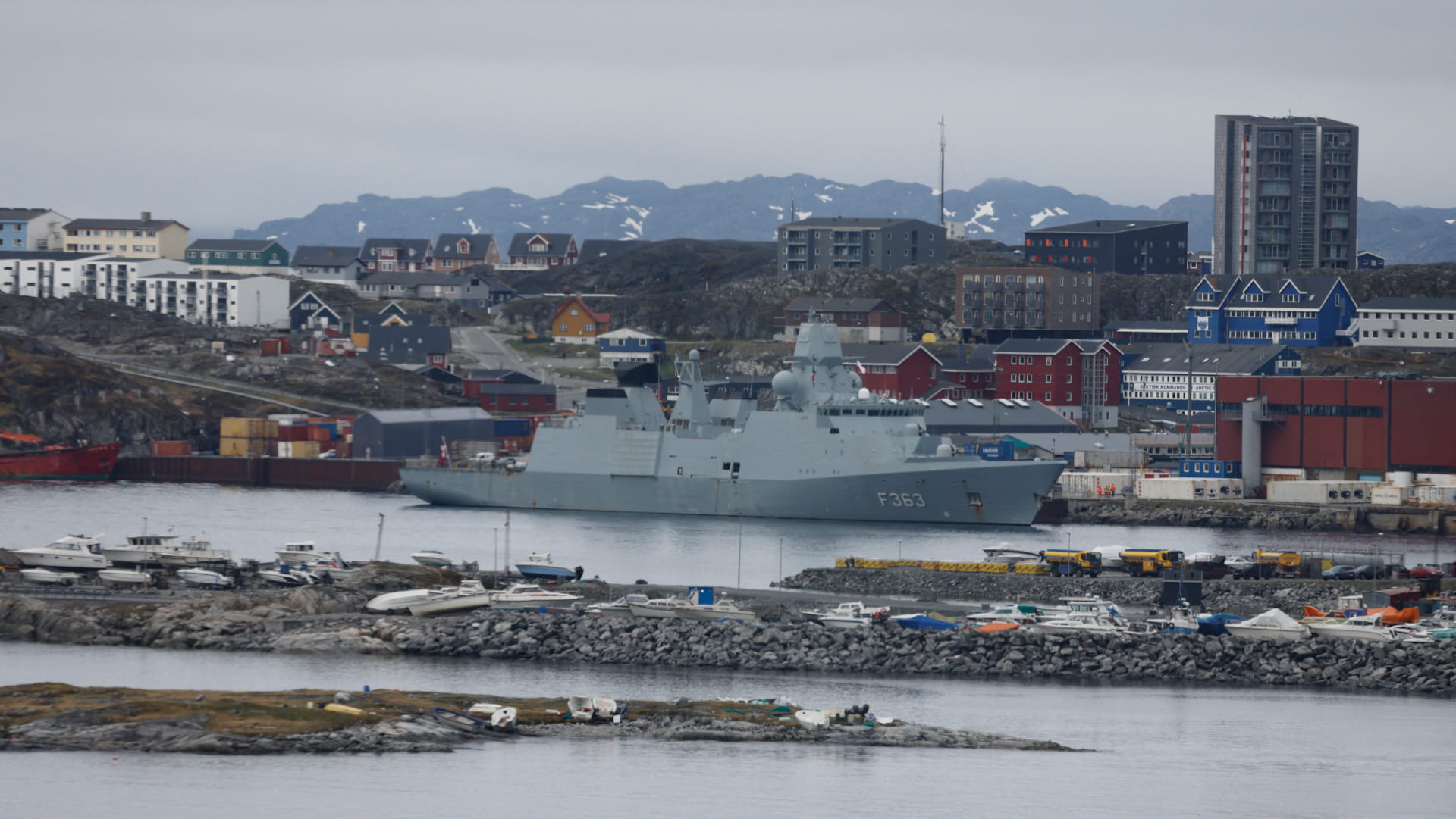 في رد على ترامب.. الدنمارك ستواصل تعزيز وجودها العسكري في غرينلاند