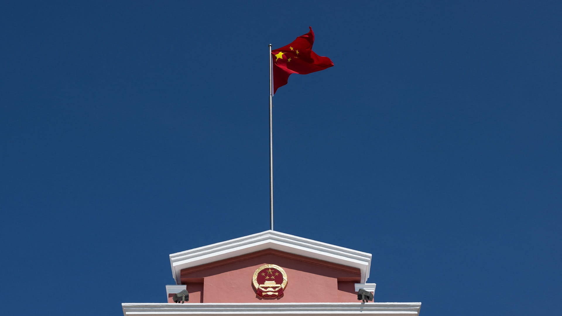 الصين تؤكد لإيران رفضها "استخدام القوة في العلاقات الدولية"