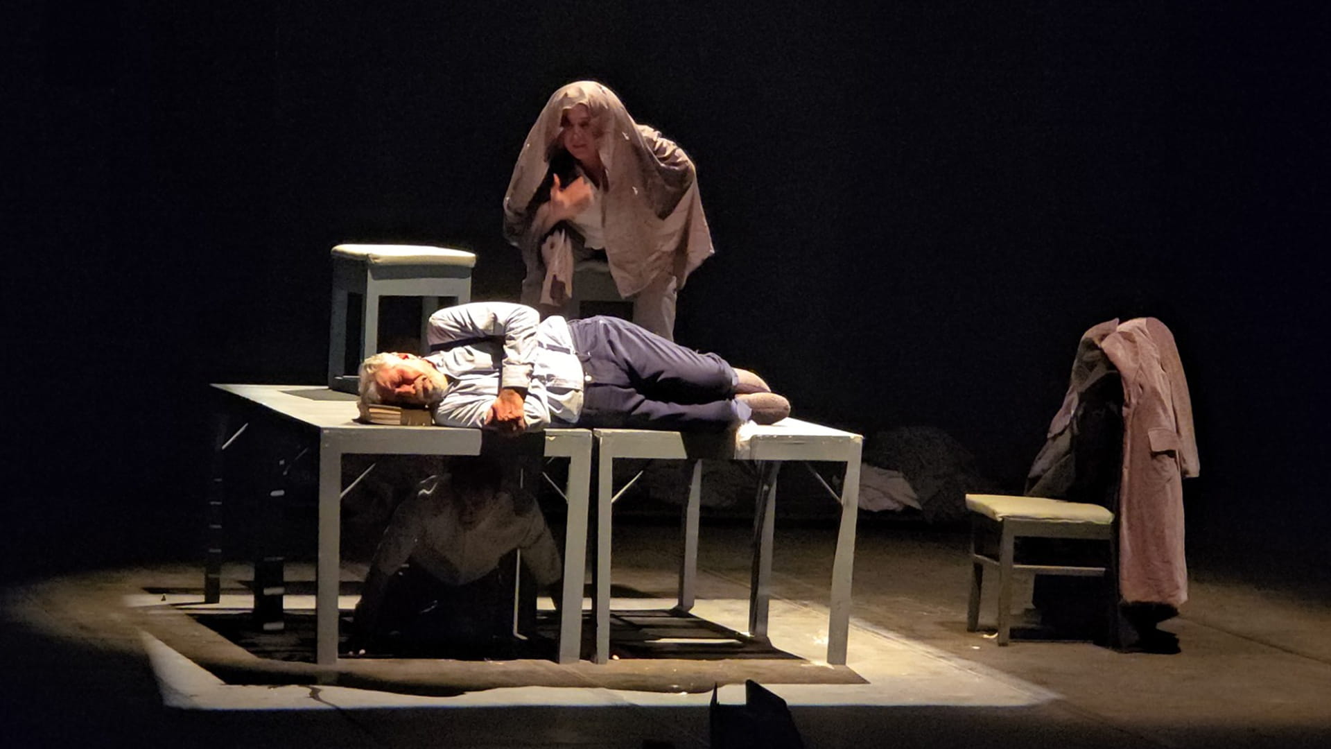 Ahmed Al Jasmi: Emirati "Baba" showcases UAE Theatre in Cairo