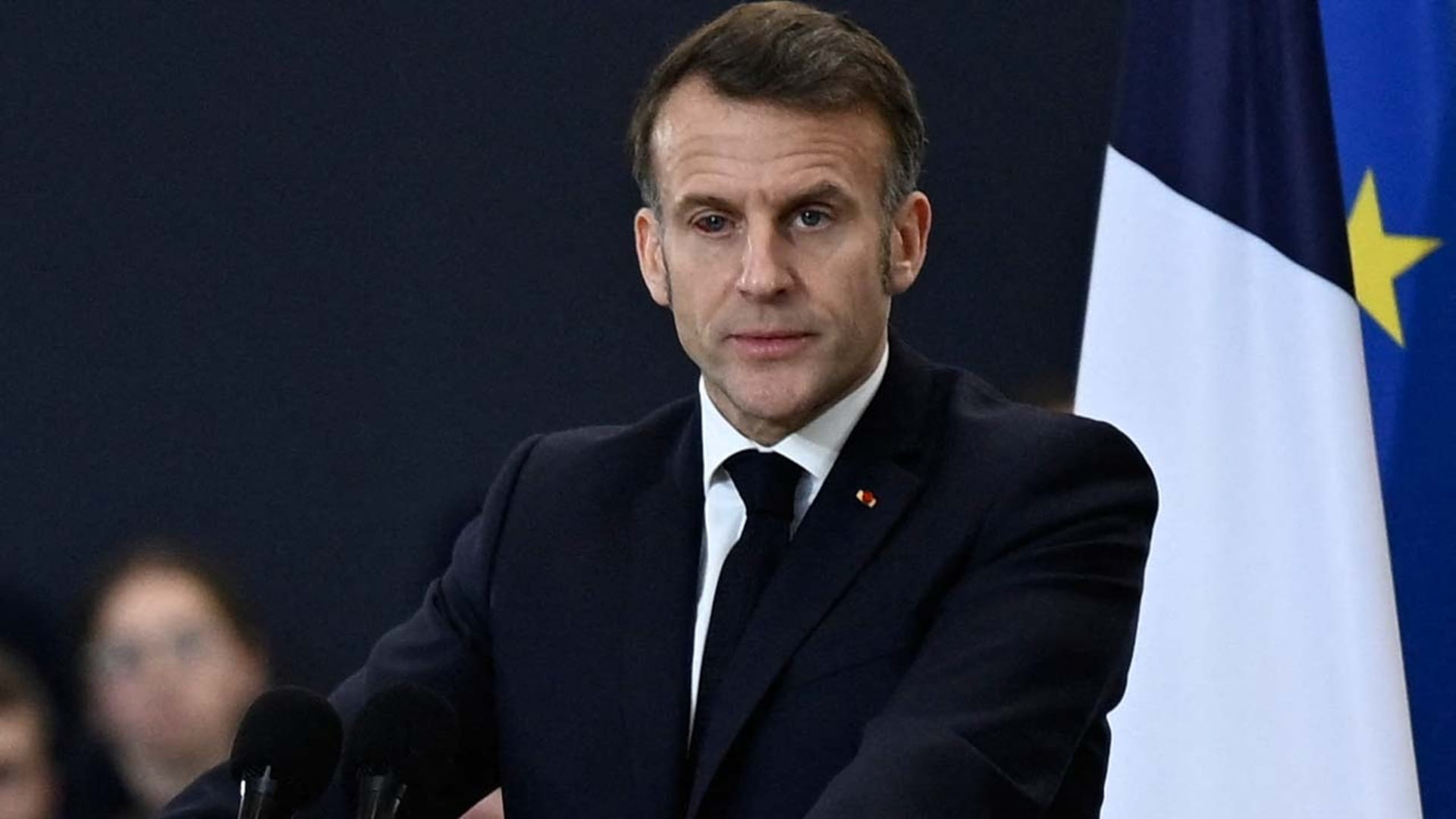 Macron: France to send more forces to Greenland