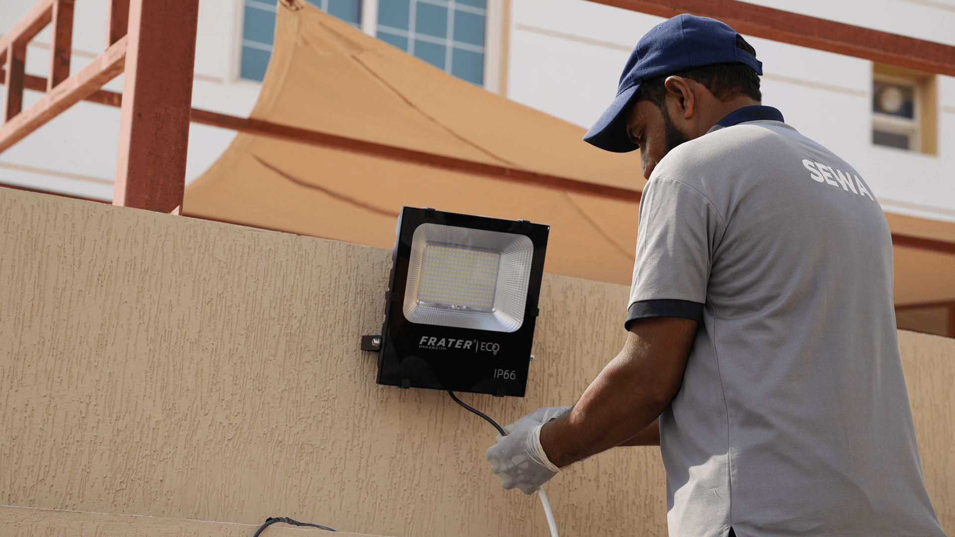 SEWA installs 44,700 efficiency devices in 3,500 Sharjah homes 