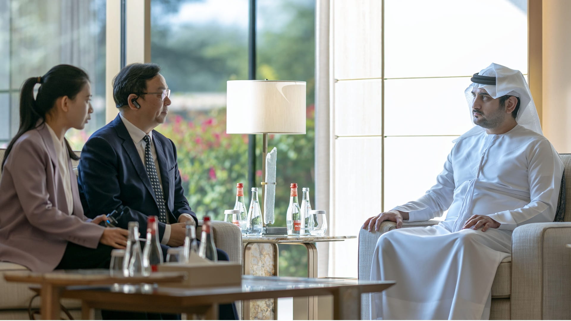 مكتوم بن محمد يناقش مستقبل التنقل المستدام مع رئيس "بي واي دي" 