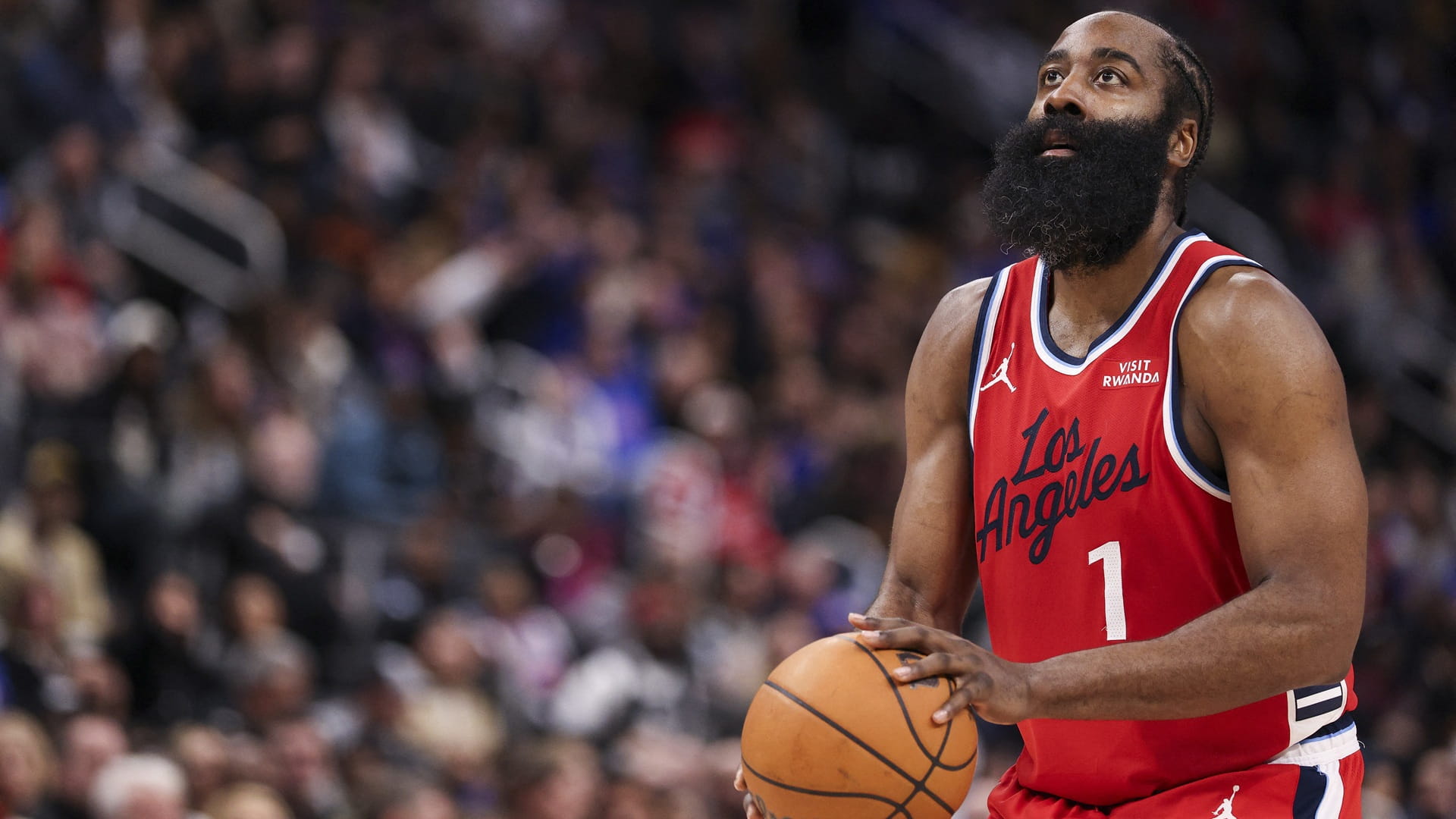 صورة بعنوان: لوس أنجليس كليبرز يتخطى تورونتو في السلة الأميركية 