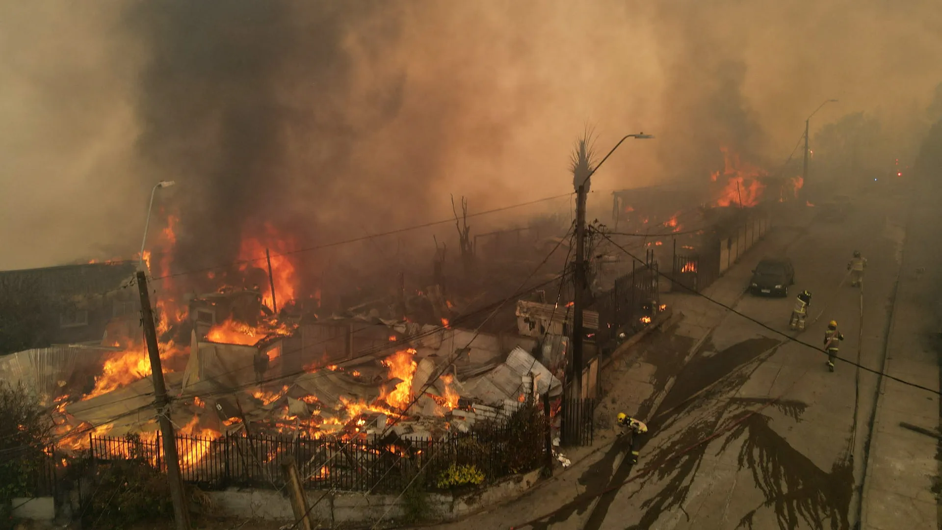 Deadly wildfires sweep central and southern Chile