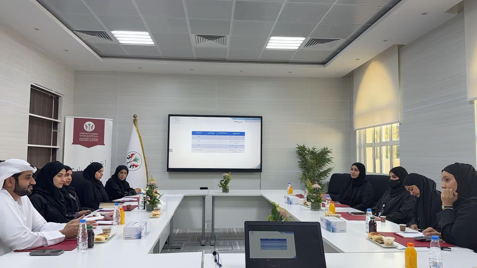 صورة بعنوان: الأشغال العامة بالشارقة تبحث تعزيز التعاون مع بلدية دبا الحصن 