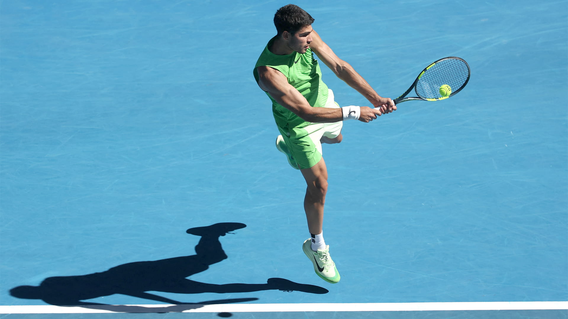 Alcaraz reaches Australian Open fourth round  