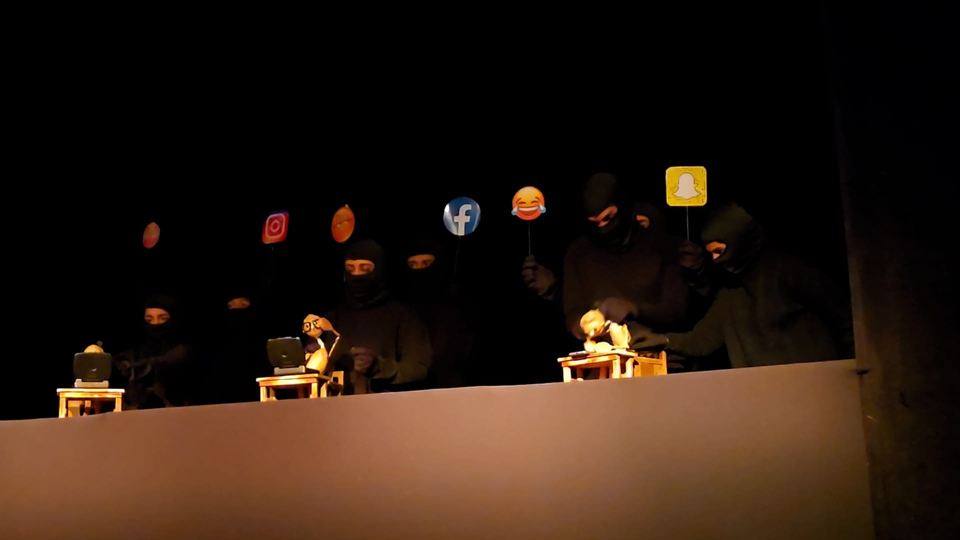Rubu’ Qarn presents Chairs at Cairo Puppet Forum