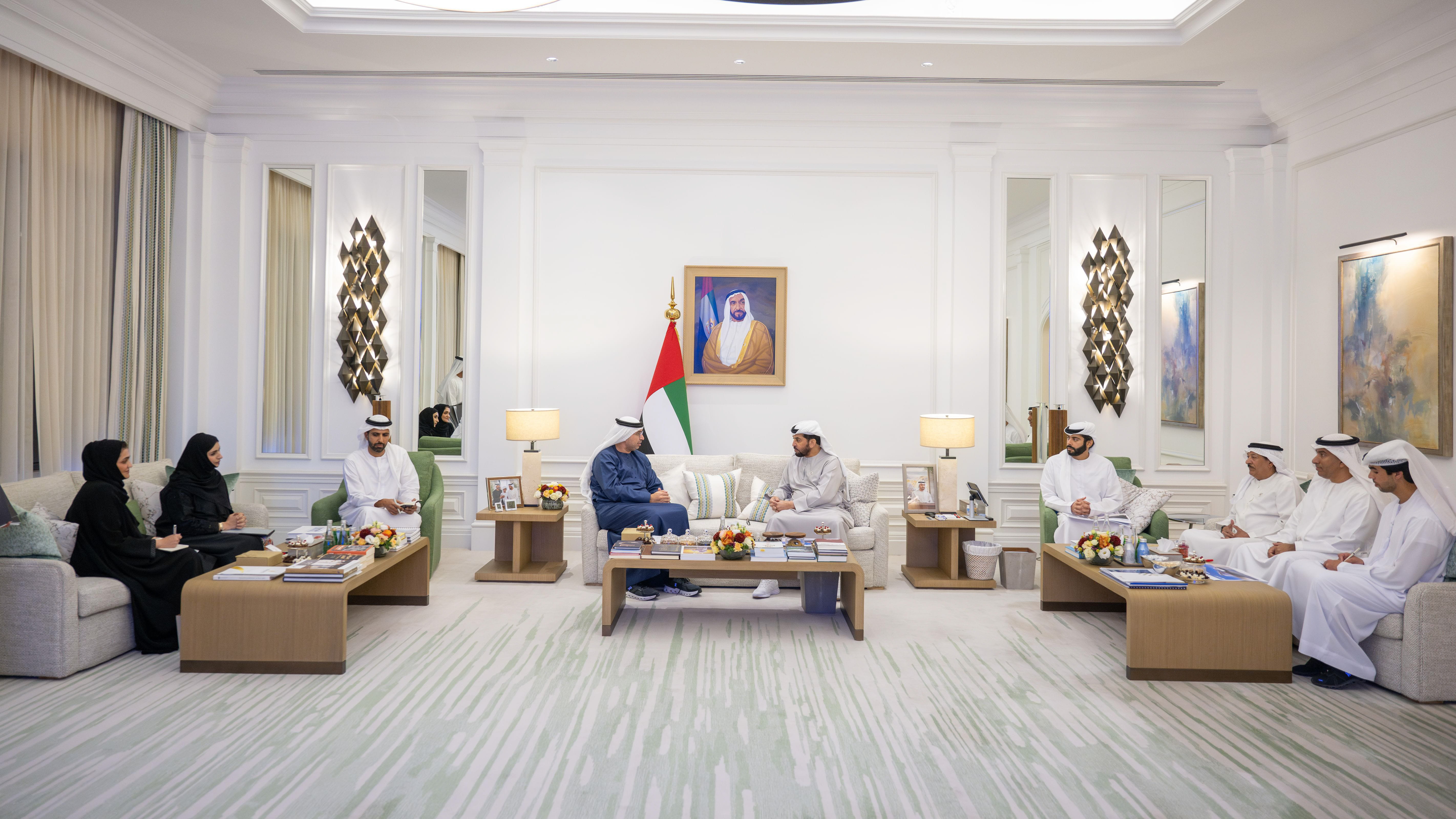 حمدان بن زايد: مشروع قطارات الاتحاد ركيزة أساسية في النقل الوطني