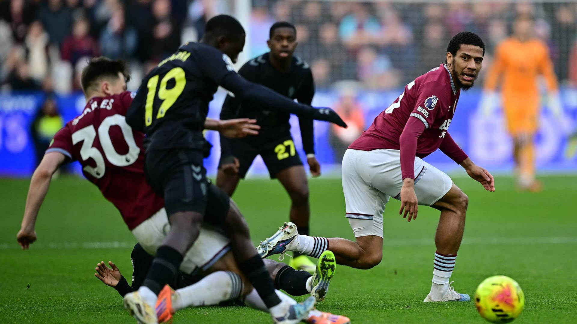 West Ham boost survival hopes