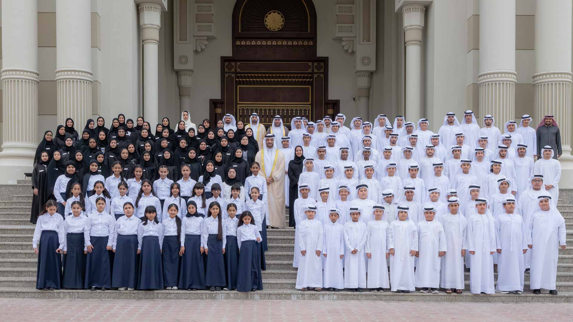 صورة بعنوان: <span class="scChromeData">{"commands":[{"click":"chrome:common:edititem({command:\"webedit:open\"})","header":"Edit the related item","icon":"/temp/iconcache/office/16x16/cubes.png","disabledIcon":"/temp/cubes_disabled16x16.png","isDivider":false,"tooltip":"Edit the related item in the Content Editor.","type":"common"},{"click":"chrome:rendering:personalize({command:\"webedit:personalize\"})","header":"Personalize","icon":"/temp/iconcache/office/16x16/users_family.png","disabledIcon":"/temp/users_family_disabled16x16.png","isDivider":false,"tooltip":"Create or edit personalization for this component.","type":"sticky"},{"click":"chrome:rendering:editvariations({command:\"webedit:editvariations\"})","header":"Edit variations","icon":"/temp/iconcache/office/16x16/windows.png","disabledIcon":"/temp/windows_disabled16x16.png","isDivider":false,"tooltip":"Edit the variations.","type":"sticky"}],"contextItemUri":"sitecore://master/{F5AF6419-E392-4CD5-BD35-E297C2710598}?lang=ar&ver=1","custom":{},"displayName":"Title","expandedDisplayName":"This is require field and Maximum 90 character is allow"}</span><span sc_parameters="prevent-line-break=true" class="scWebEditInput scEnabledChrome" id="fld_F5AF6419E3924CD5BD35E297C2710598_E873DAB3C3324E8EB106973D9F53F5B7_ar_1_53afe26e89cf49eeba7eb99f6455e01c_1858_edit" contenteditable="true" scdefaulttext="[No text in field]" scfieldtype="single-line text" sc-part-of="field">سلطان بن أحمد يفتتح مجلسي "شورى الأطفال" و"الشباب" بالشارقة</span>_2CA92F87B3214AD6AAF1C807E60B425B