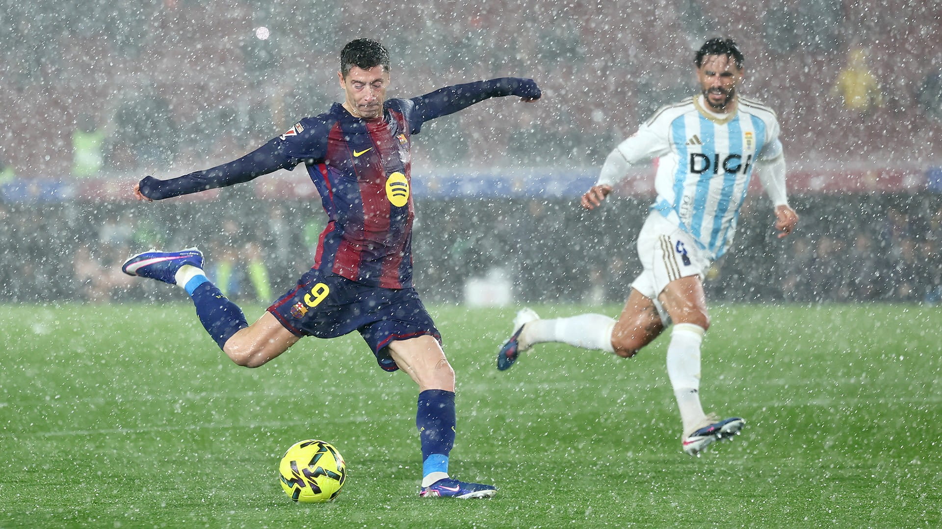 Barca return to La Liga summit with 3-0 win