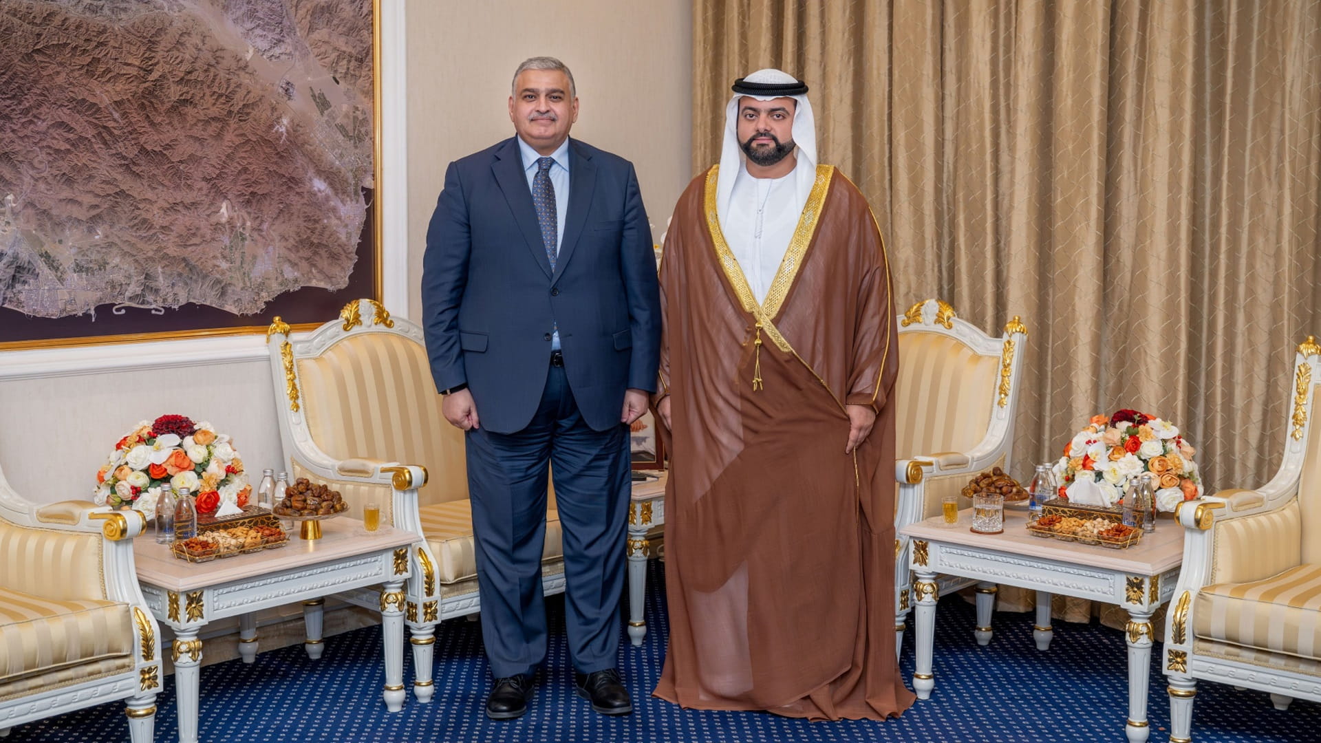 Fujairah Crown Prince receives ambassadors of Jordan, Palestine