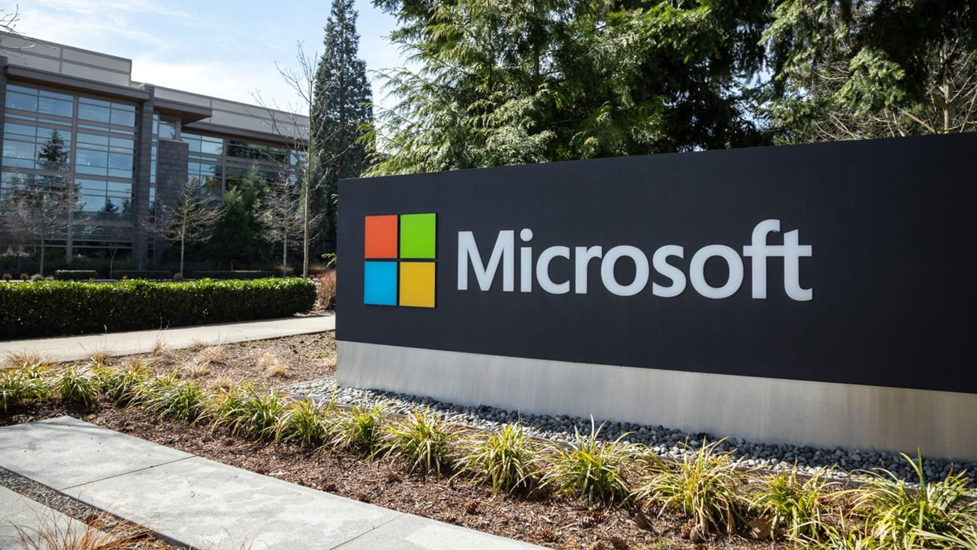 "مايكروسوفت" تطلق شريحة ذكاء اصطناعي خارقة لدعم  GPT-5