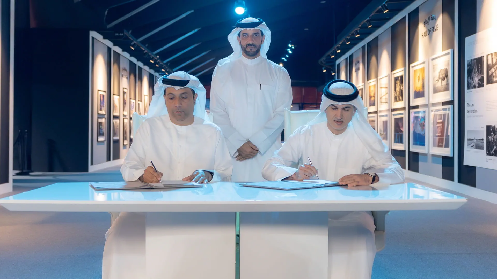 CEO of Invest Bank and SGMB Director Manager sign the sponsorship