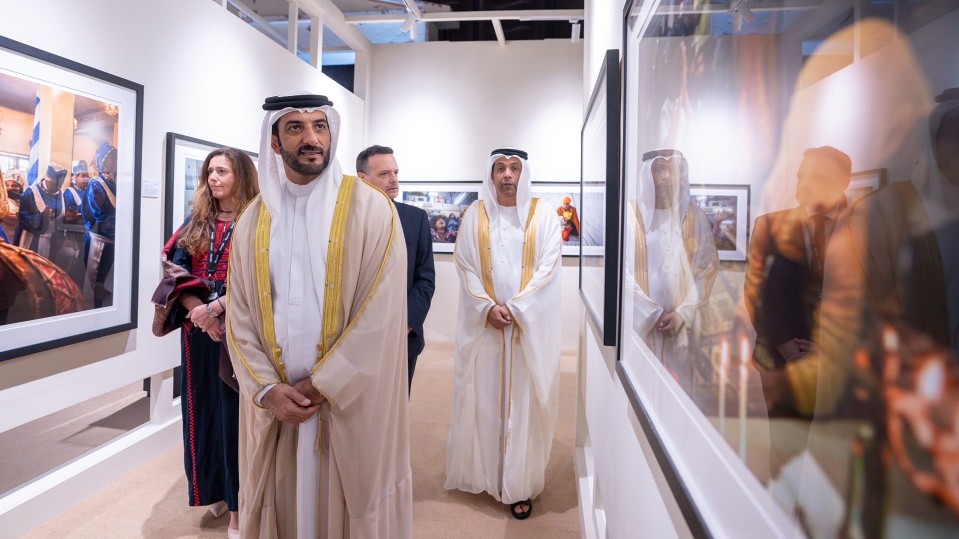 سلطان بن أحمد يشهد انطلاق المهرجان الدولي للتصوير "اكسبوجر" الـ10