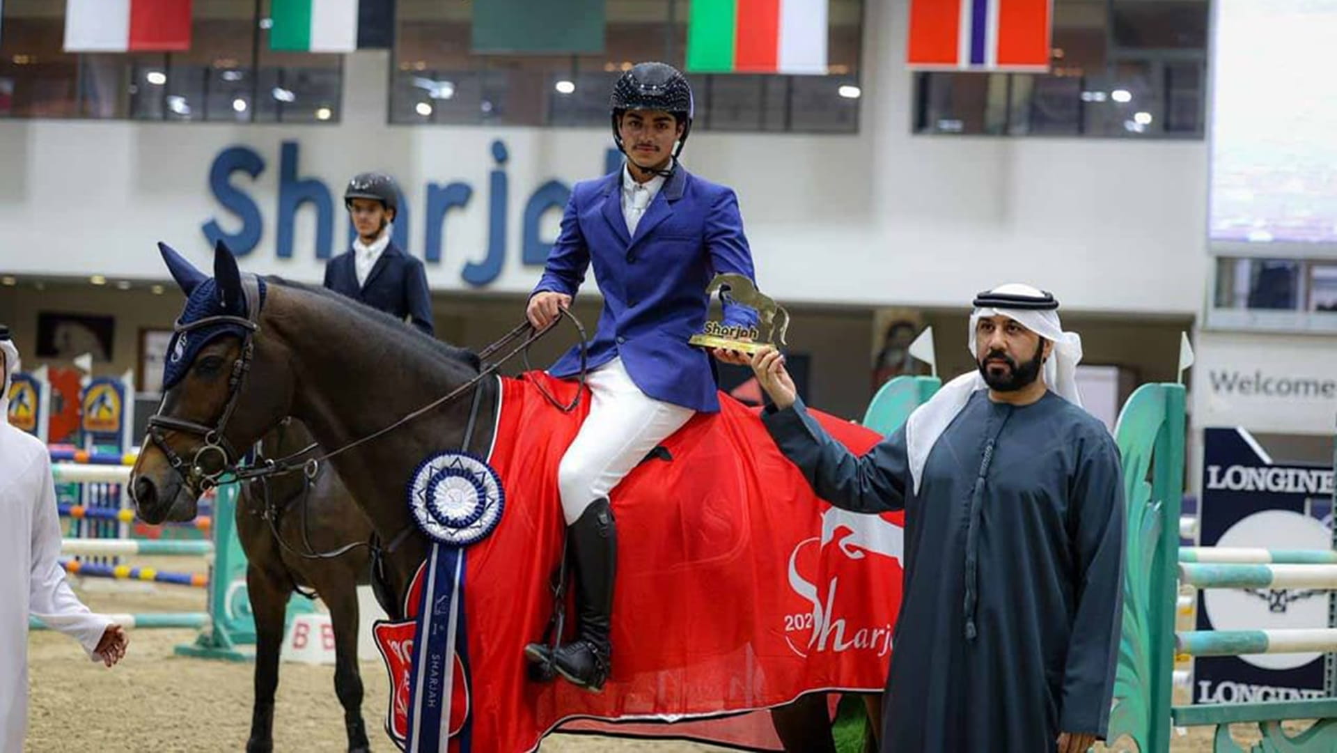 صورة بعنوان: بطولة الشارقة لكأس قفز الحواجز تتوج الفائزين في أولى منافساتها 