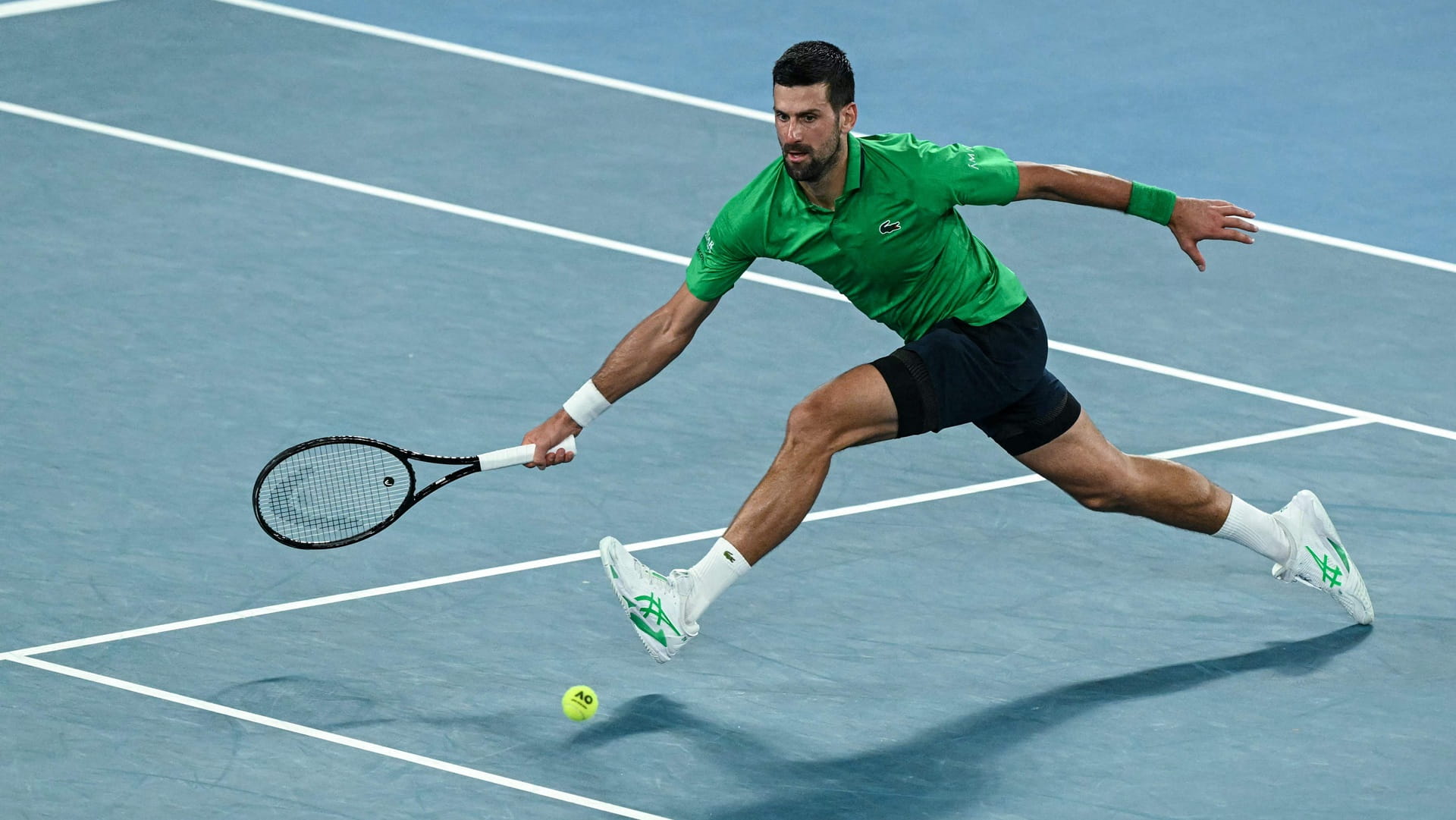 صورة بعنوان: الصربي ديوكوفيتش يتأهل لنهائي بطولة أستراليا للتنس 