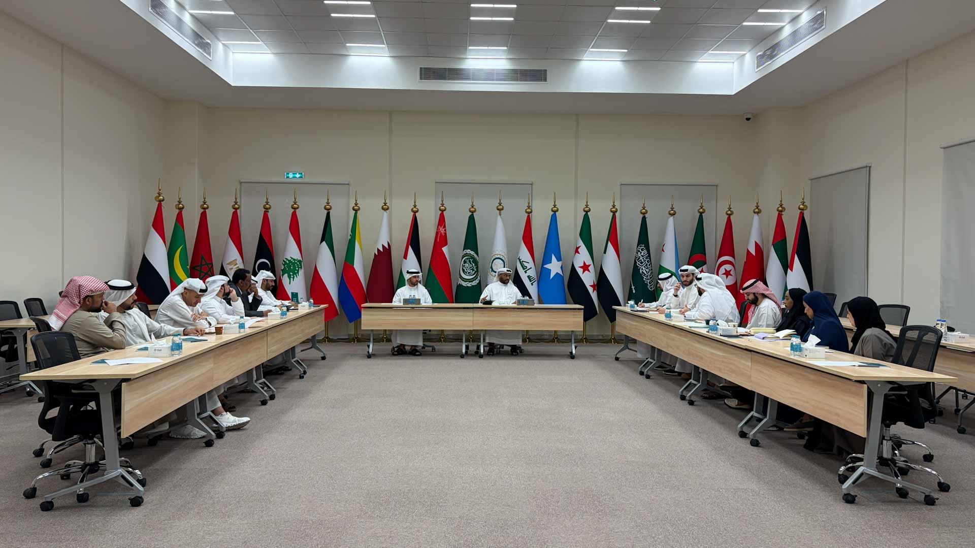 اللجنة المنظمة لبرلمان الطفل تناقش استعدادات الجلسة 3 بالشارقة