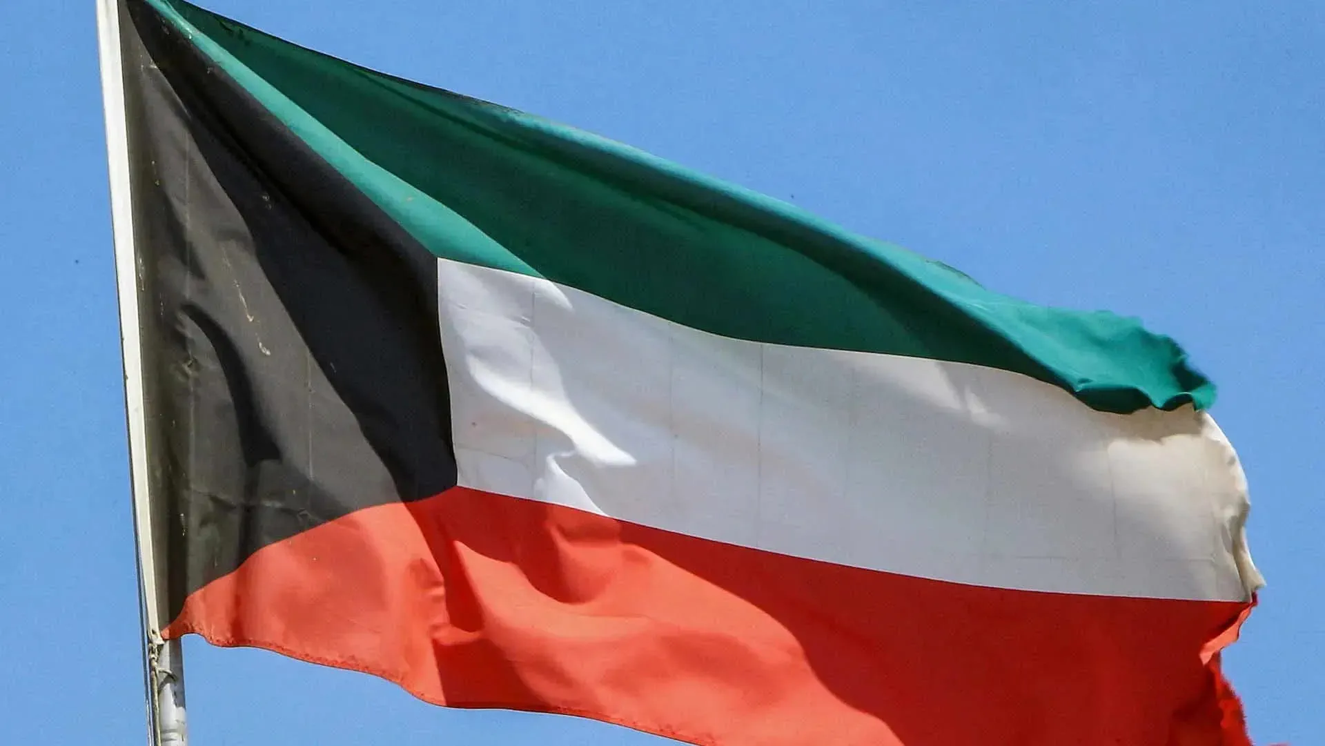 Kuwait Child dies after shrapnel falls on residential area 