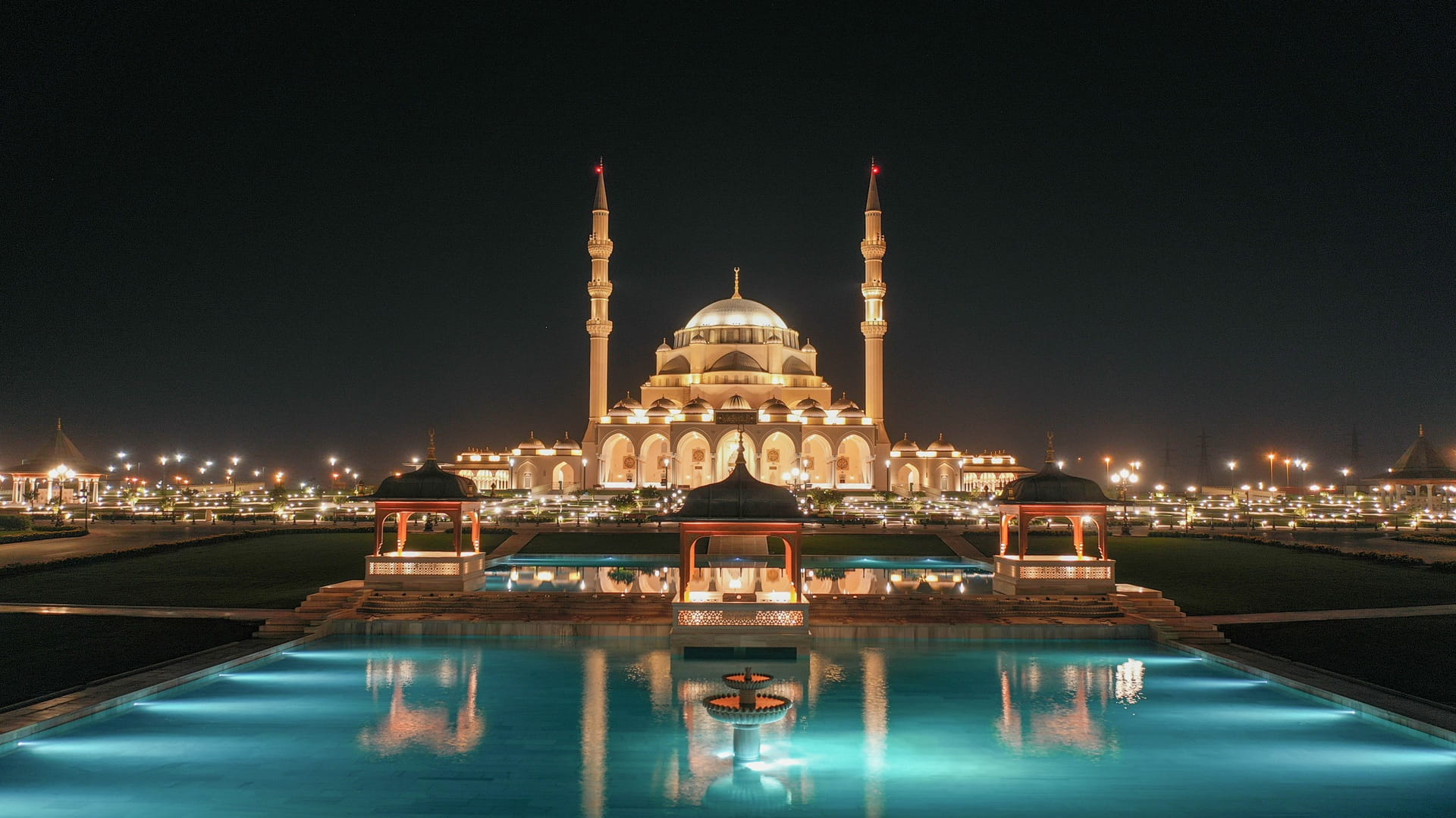 Sharjah and its districts reciters illuminate Ramadan nights