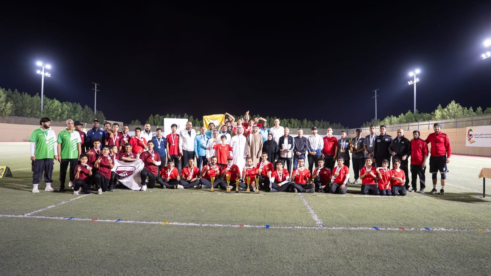 نادي المُدام يفوز بكأس البطولة الرمضانية في الشارقة للقوس والسهم