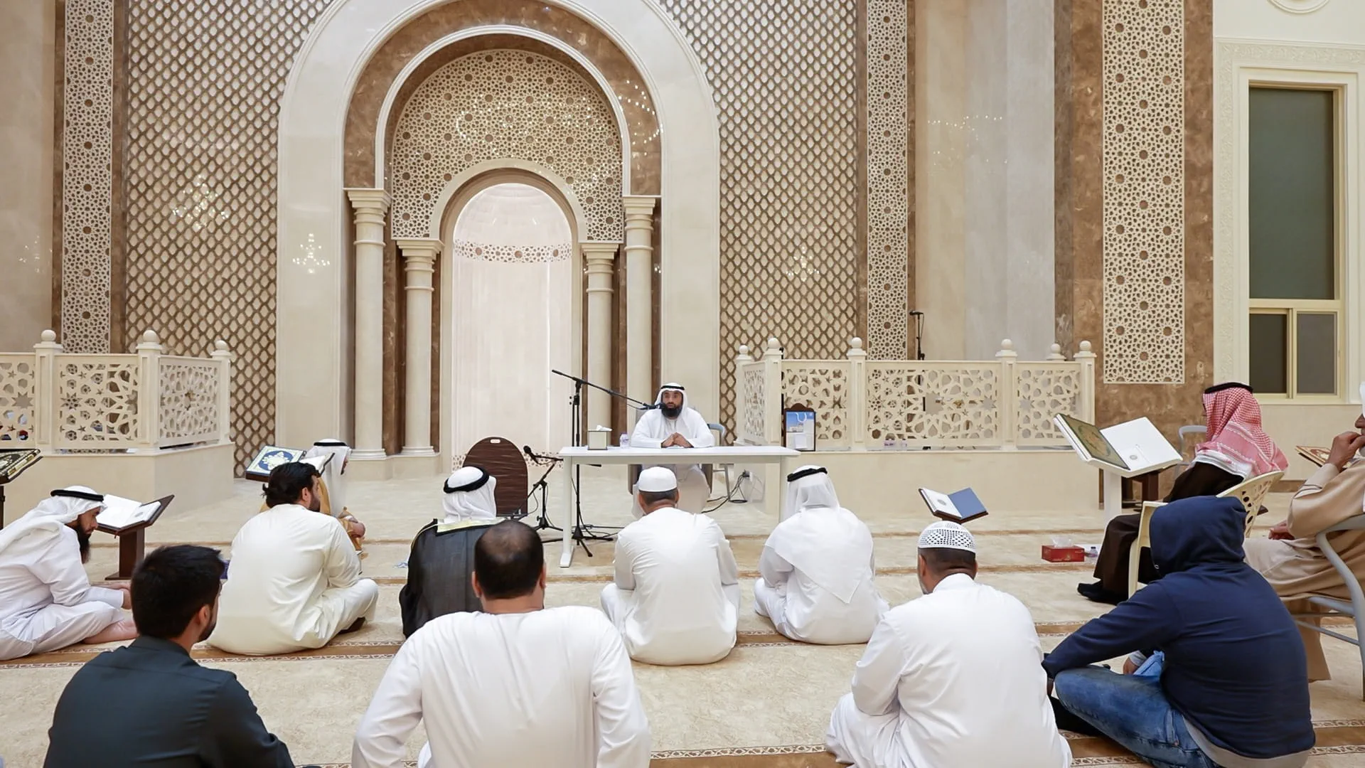 Sharjah Islamic Affairs organises 15,000 Ramadan lectures, lessons 
