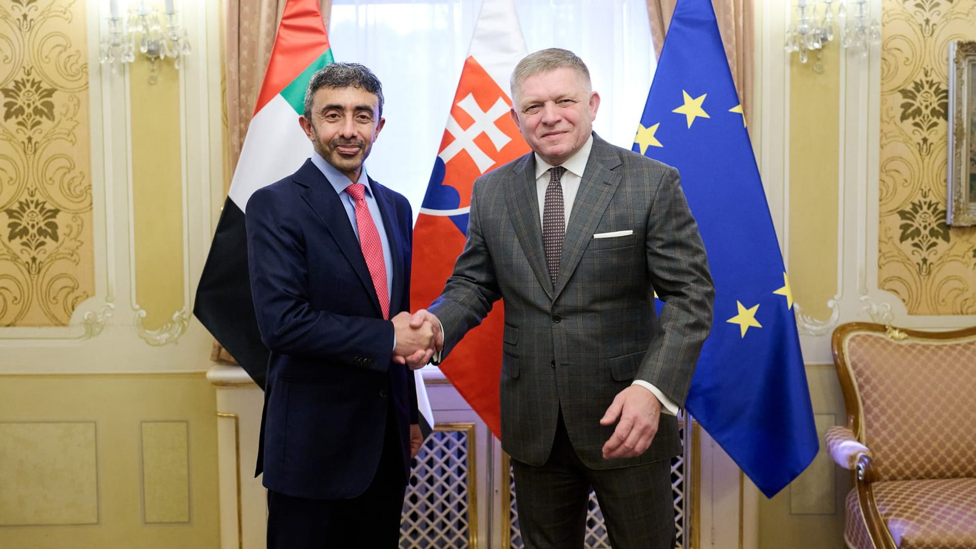 Abdullah bin Zayed meets Slovak Prime Minister  