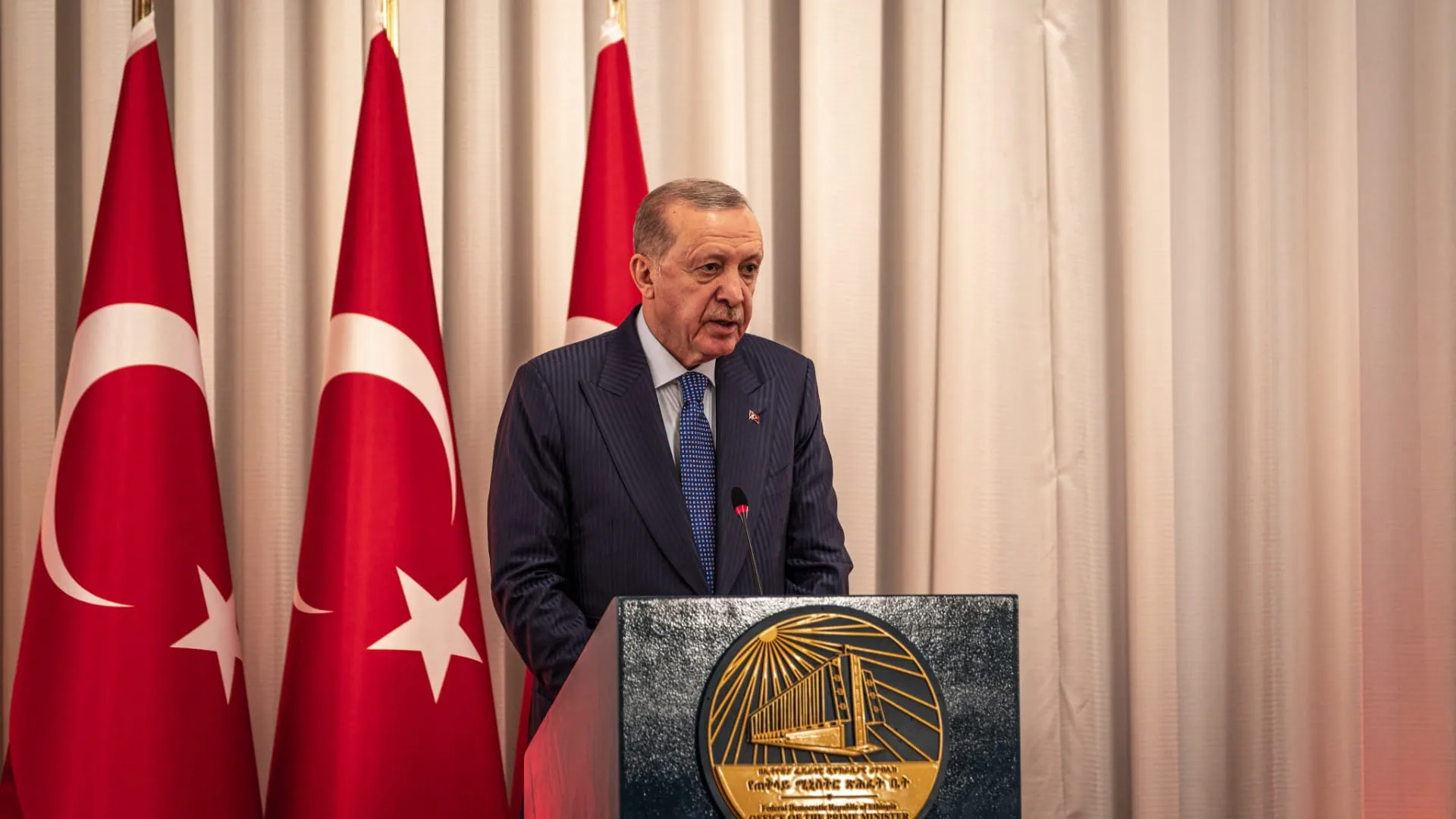 Erdogan warns Iran against “provocative steps”