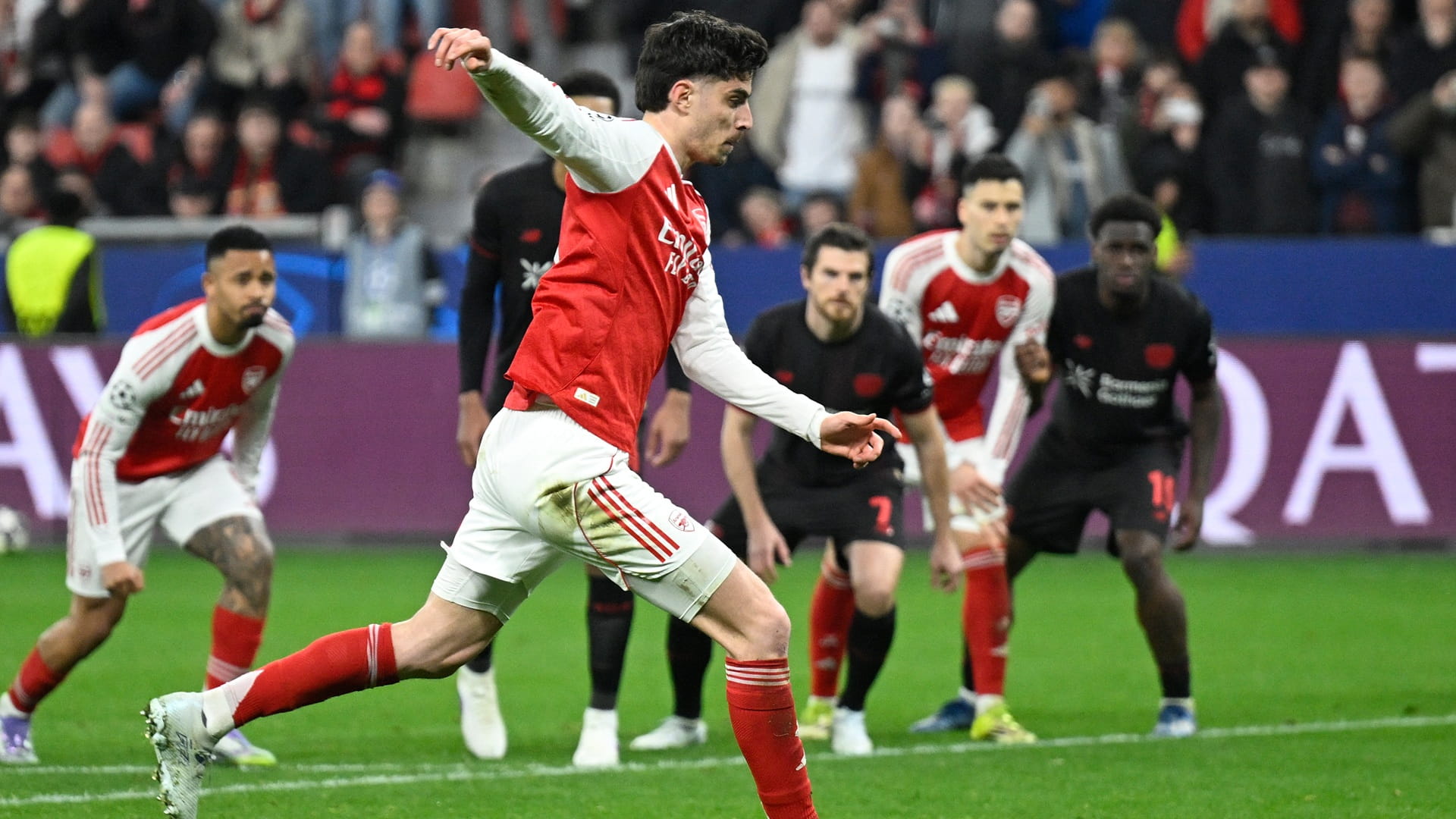 أرسنال يخطف التعادل من أمام ليفركوزن في دوري الأبطال 