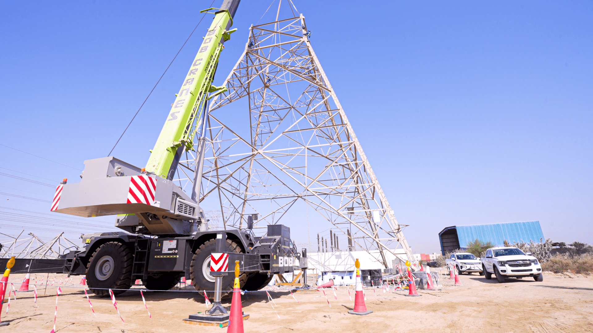 كهرباء الشارقة تنجز صيانة 200 محطة لنقل الطاقة 