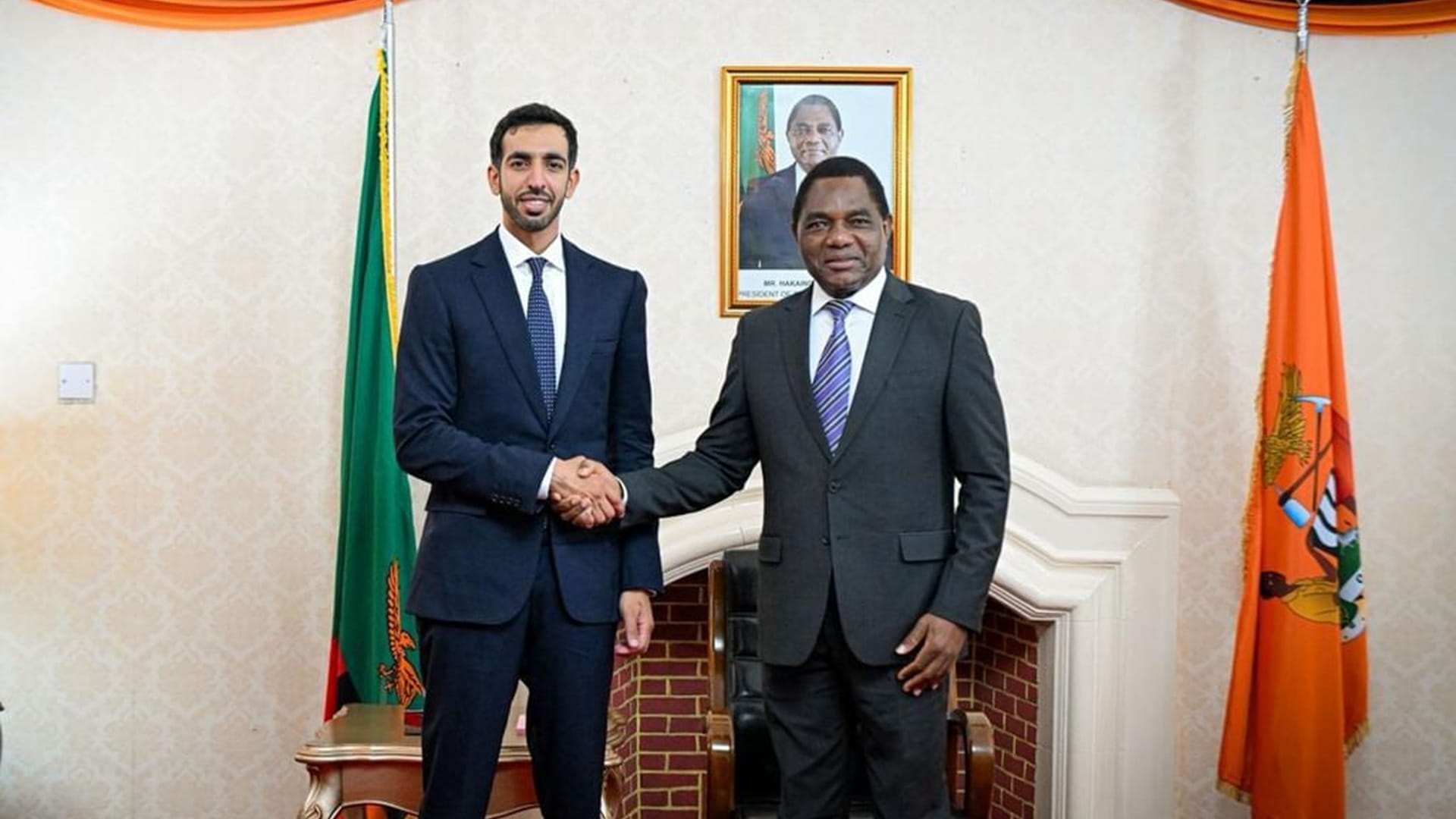 شخبوط بن نهيان يبحث مع رئيس زامبيا تعزيز العلاقات الثنائية