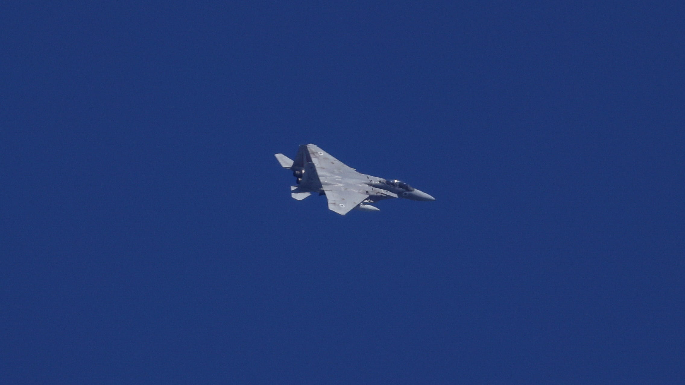 إسرائيل تقصف بنى عسكرية في جنوب سوريا ودمشق تندّد بالتصعيد