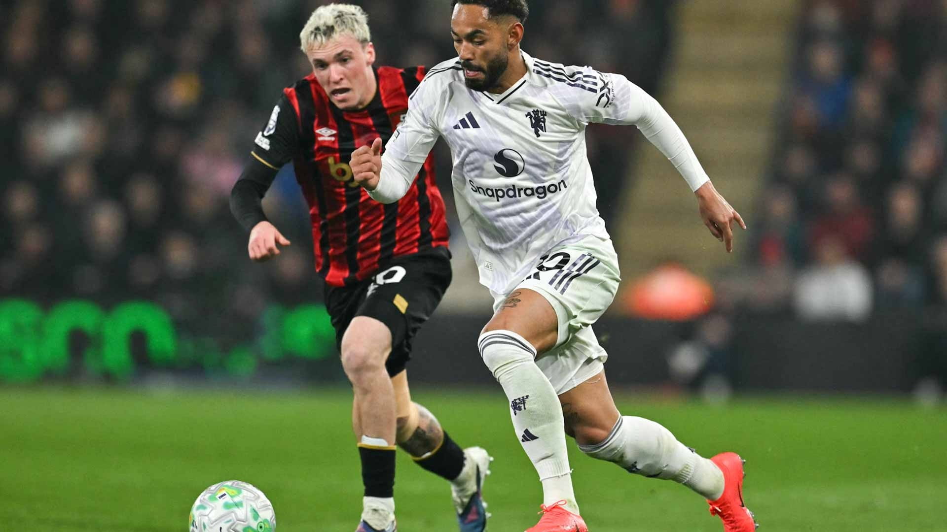 Manchester United held to 2-2 draw by Bournemouth